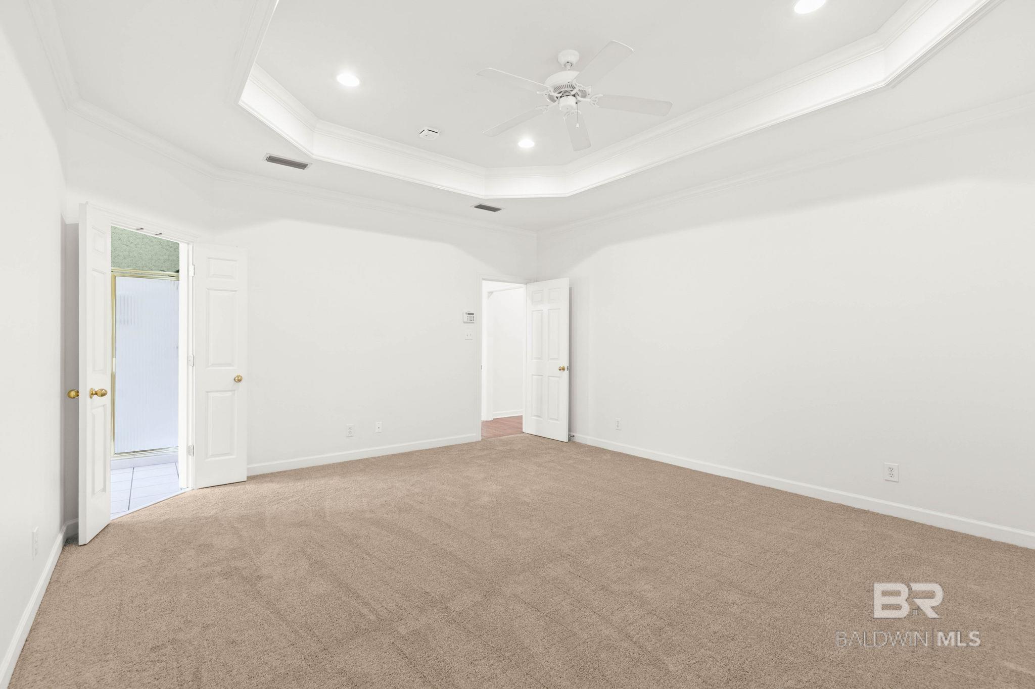 https://zimg.paragon.ice.com/ParagonImages/Property/PG/BCAR/396485/15/0/0/c6ffd615bf3afa240498604c3886b428/7/72f47f0bbee763bf2b2502b44d3698bb/396485-5303cf9a-8f59-4648-a447-e0fcf82ec58b.JPG