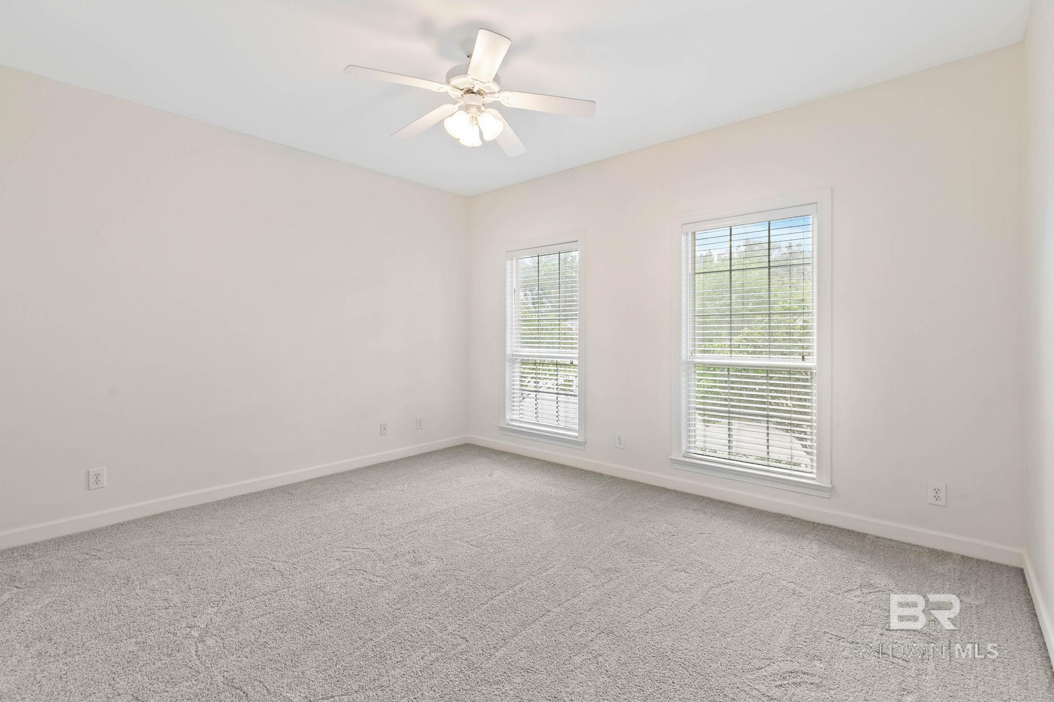 https://zimg.paragon.ice.com/ParagonImages/Property/PG/BCAR/396485/22/0/0/40f50afd0a1cf45f35f337b0eaa18bea/7/72f47f0bbee763bf2b2502b44d3698bb/396485-777b1fd8-729c-4c24-8355-662c9657ff78.JPG