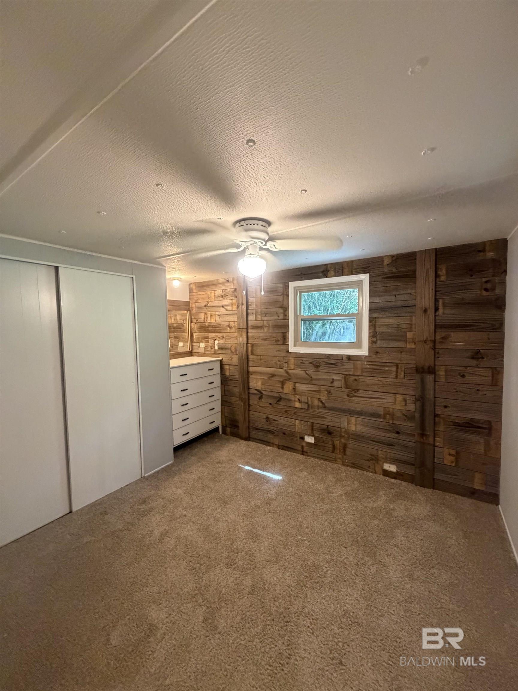 https://zimg.paragon.ice.com/ParagonImages/Property/PG/BCAR/396493/23/0/0/d3b8bfad63585dec47908acfea93874e/7/5d32262227564bad96cf0b3be23b2046/396493-d0dcf552-7903-4e83-abdc-3254ca370efc.JPG