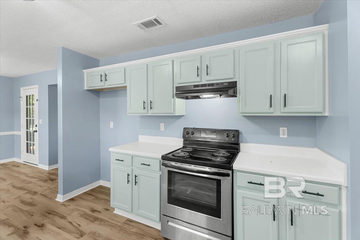 https://zimg.paragon.ice.com/ParagonImages/Property/PG/BCAR/396549/10/0/0/8414b98e1506ddeb08d933387f6181b3/7/e6f8200b05e719673956737296b929a7/396549-e9275a0f-d1ee-46c5-ab76-4940472042a5.JPG