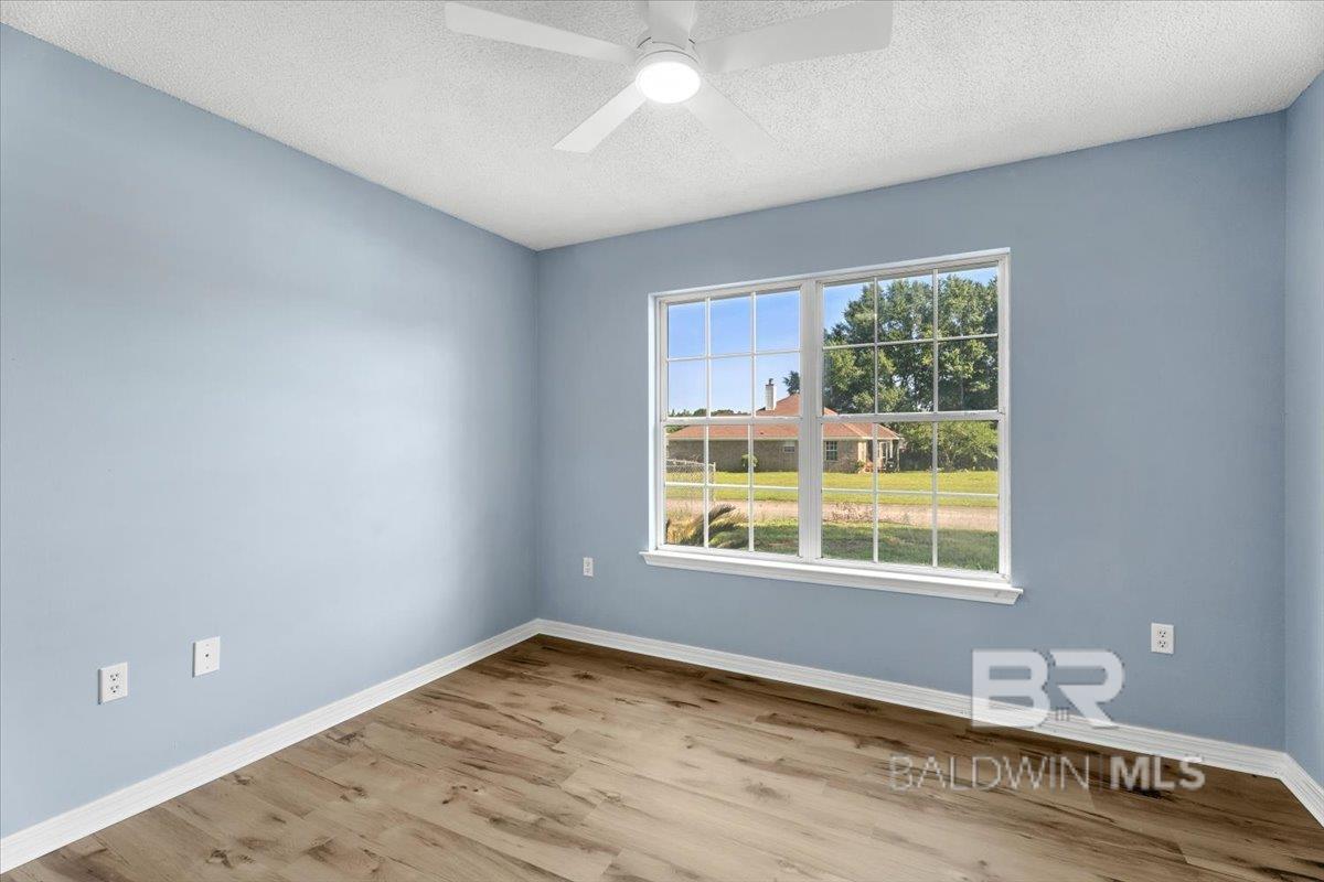 https://zimg.paragon.ice.com/ParagonImages/Property/PG/BCAR/396549/15/0/0/7cc3b18026f1e4f290df871e652be8df/7/e6f8200b05e719673956737296b929a7/396549-e7f65458-b974-42c9-9030-756629d87ce0.JPG