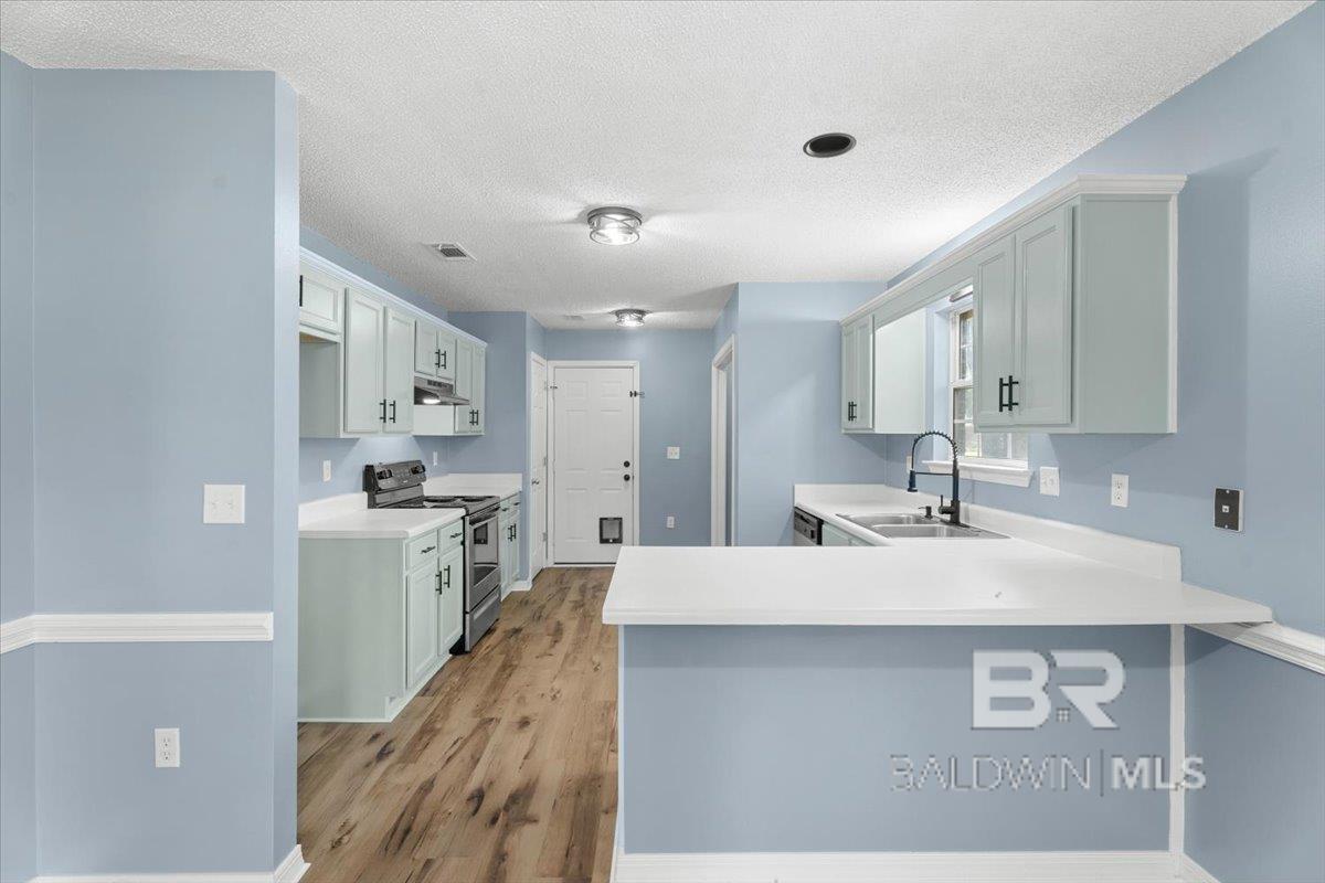 https://zimg.paragon.ice.com/ParagonImages/Property/PG/BCAR/396549/8/0/0/1b29257c610c9780af593463409672ae/7/e6f8200b05e719673956737296b929a7/396549-09690017-aa50-4a5d-994f-dc8e28f82ae5.JPG