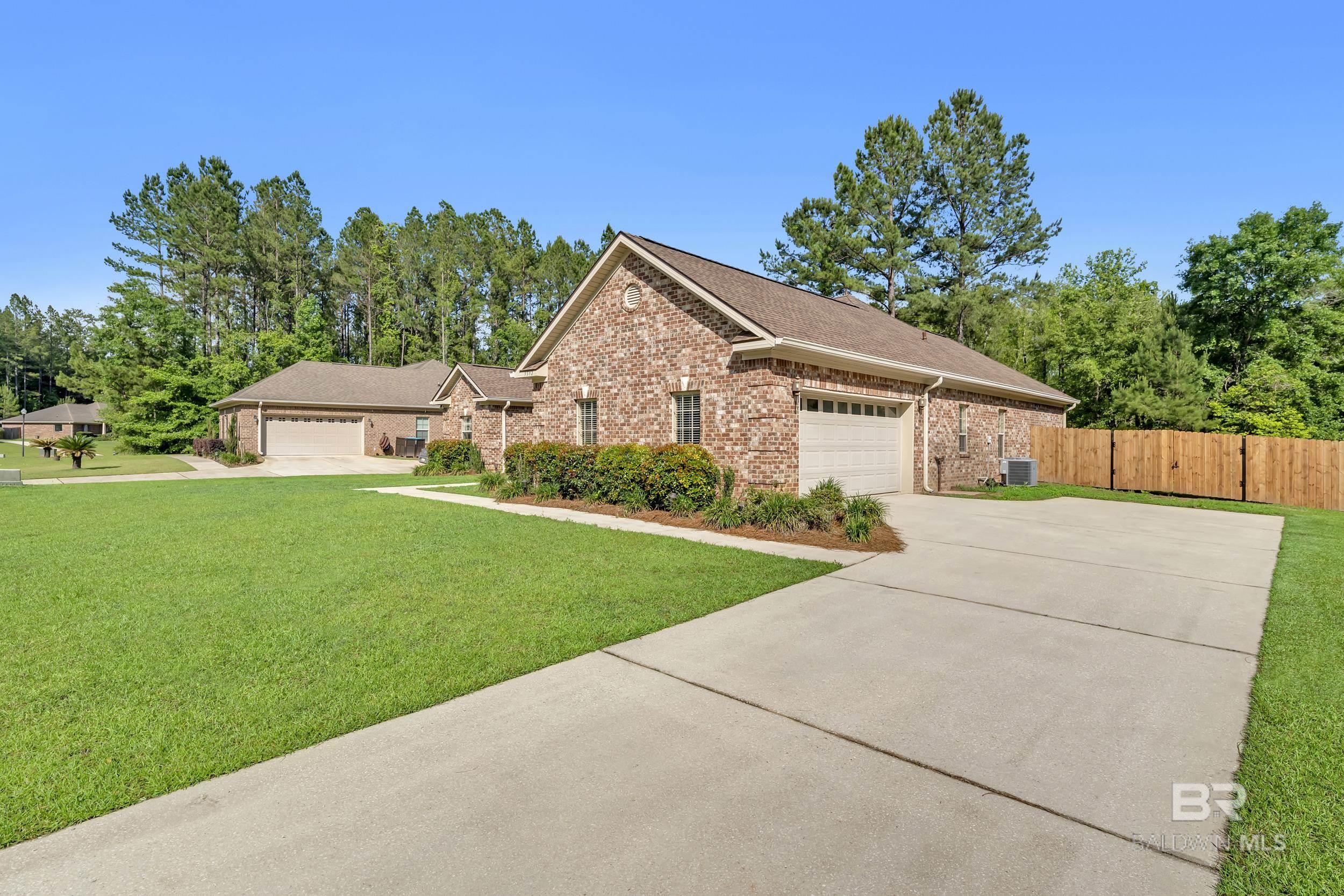 https://zimg.paragon.ice.com/ParagonImages/Property/PG/BCAR/396559/2/0/0/19e7a02415ee3dde9c611c21b912fb0d/7/c105064ef723a2e2d38c65b26c5655b0/396559-fb4ddcd8-2d92-4848-8a8f-b842e2ea178b.JPG