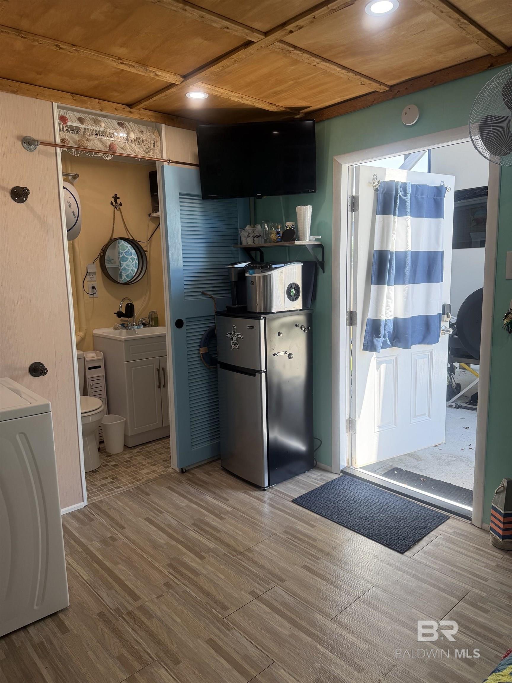 396560 | Photo 11