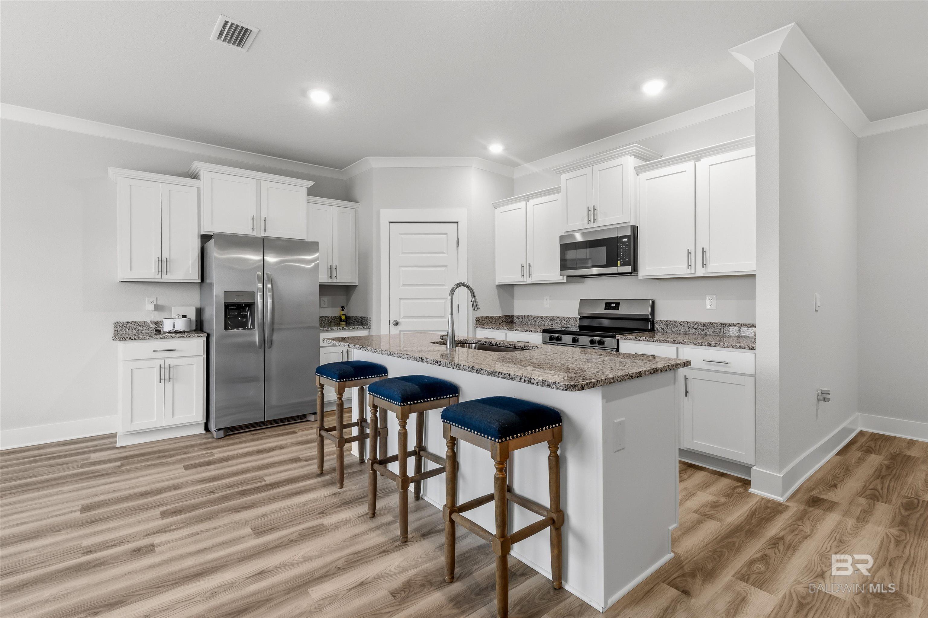 https://zimg.paragon.ice.com/ParagonImages/Property/PG/BCAR/396562/4/0/0/5b3df40a4dbd2e7036e095dc0c62144c/7/2cd8d77b3f0ae1f23398a4ea431ee487/396562-f38dfba6-b807-4a93-ba59-bca4a41d1b86.JPG