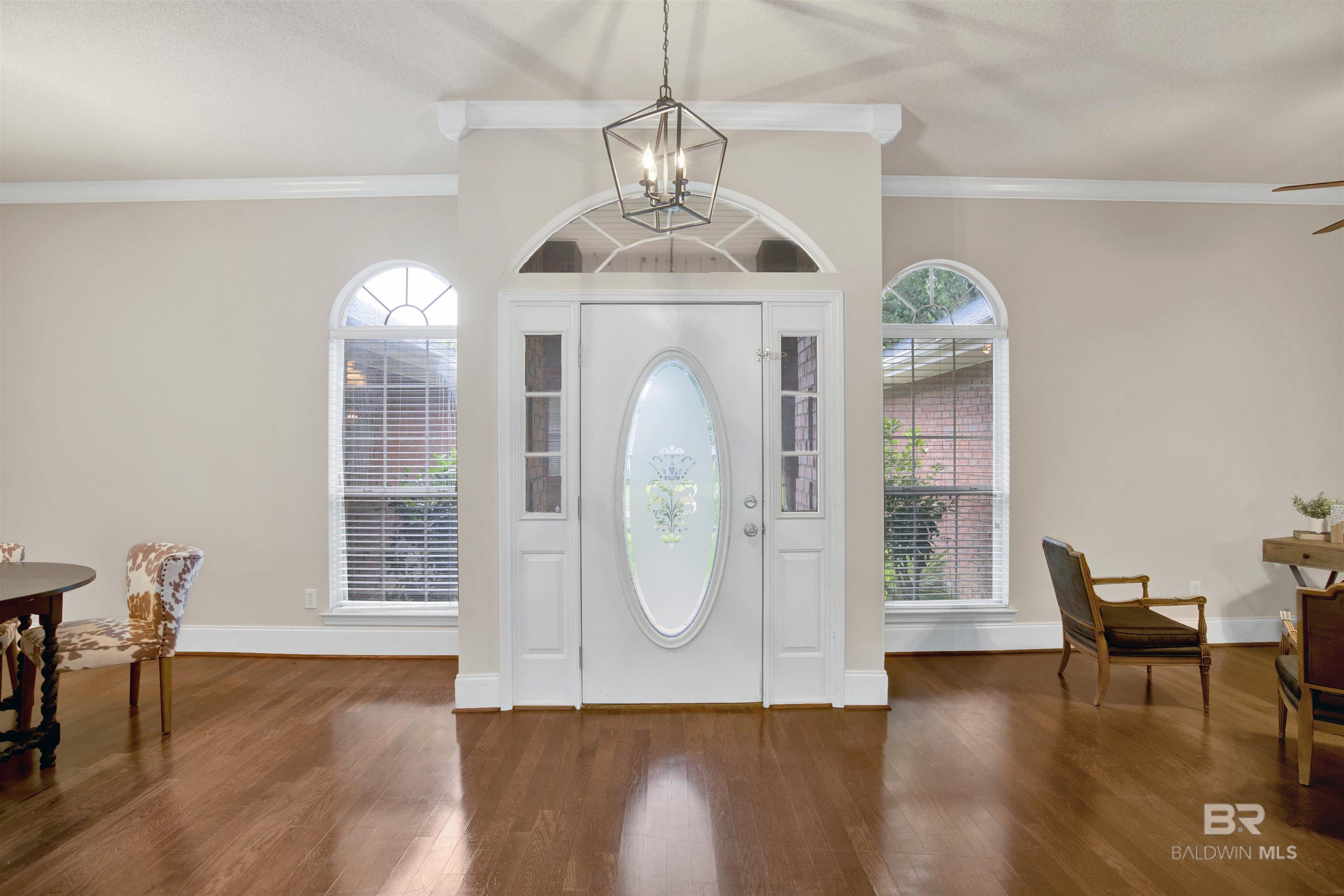 https://zimg.paragon.ice.com/ParagonImages/Property/PG/BCAR/396563/1/0/0/056b5560de5f0d6088da8fee16c317fb/7/b14c34c3b91705b32c5336e1e3baf3c6/396563-c75d2647-f3a1-4572-a78d-8266aeaf9354.JPG