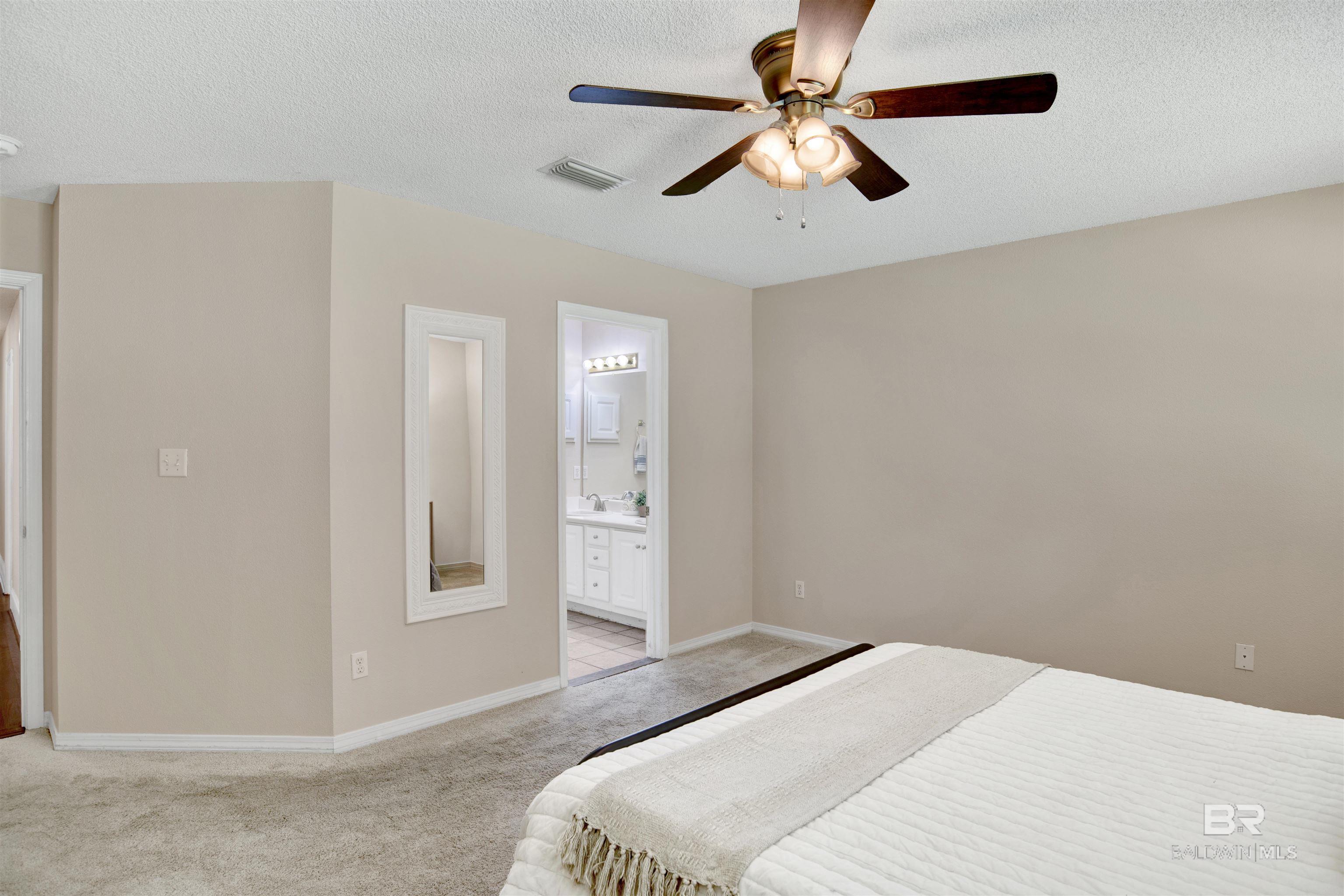 https://zimg.paragon.ice.com/ParagonImages/Property/PG/BCAR/396563/21/0/0/1904710368e8095b7a2b5f45004eb0a7/7/b14c34c3b91705b32c5336e1e3baf3c6/396563-db6747be-8d61-458d-b9ee-c0189faa0a73.JPG