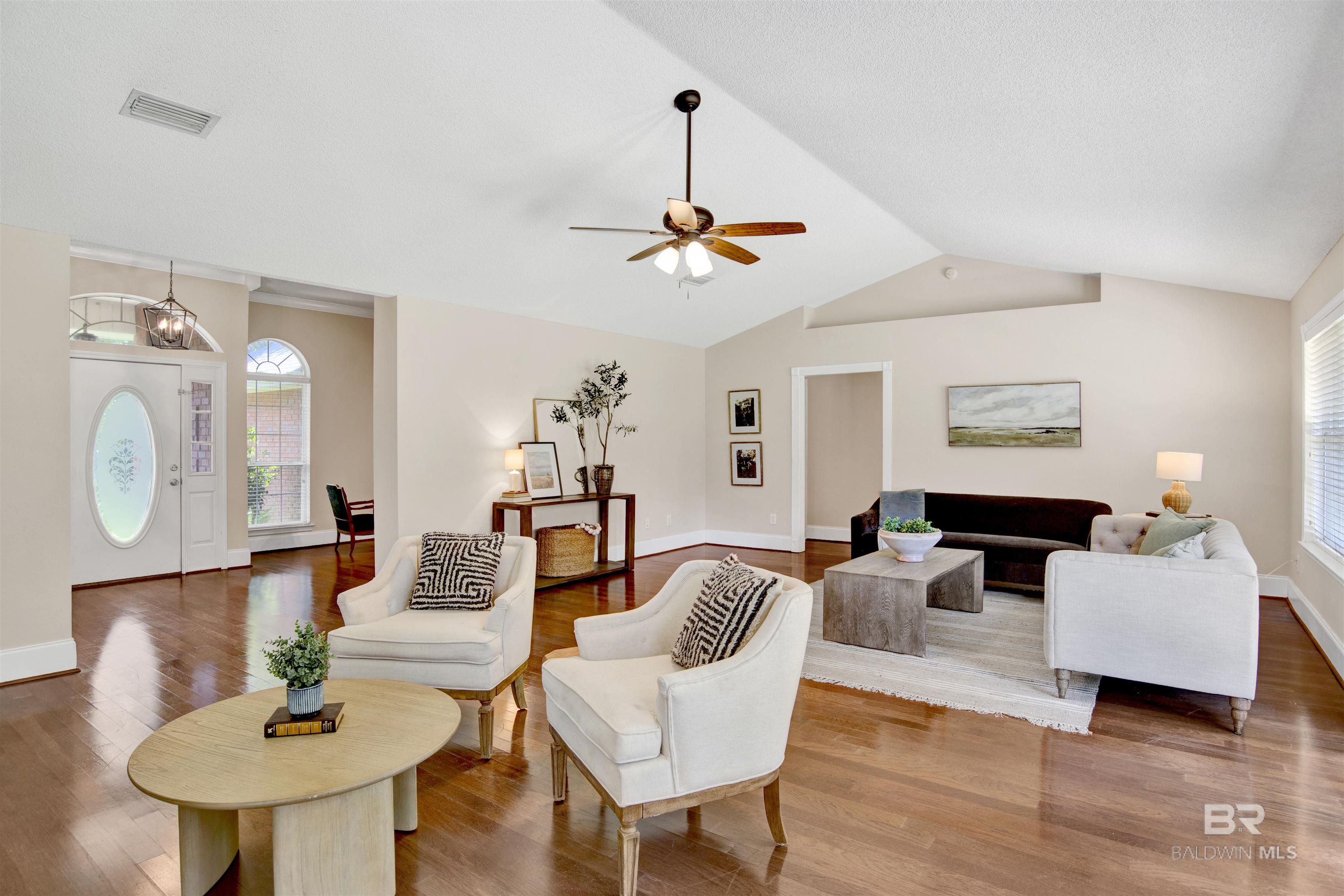 https://zimg.paragon.ice.com/ParagonImages/Property/PG/BCAR/396563/6/0/0/ec01ce7f285947ea5ae2915487367fa1/7/b14c34c3b91705b32c5336e1e3baf3c6/396563-59c52286-04f8-4382-a4ab-64973fb51144.JPG