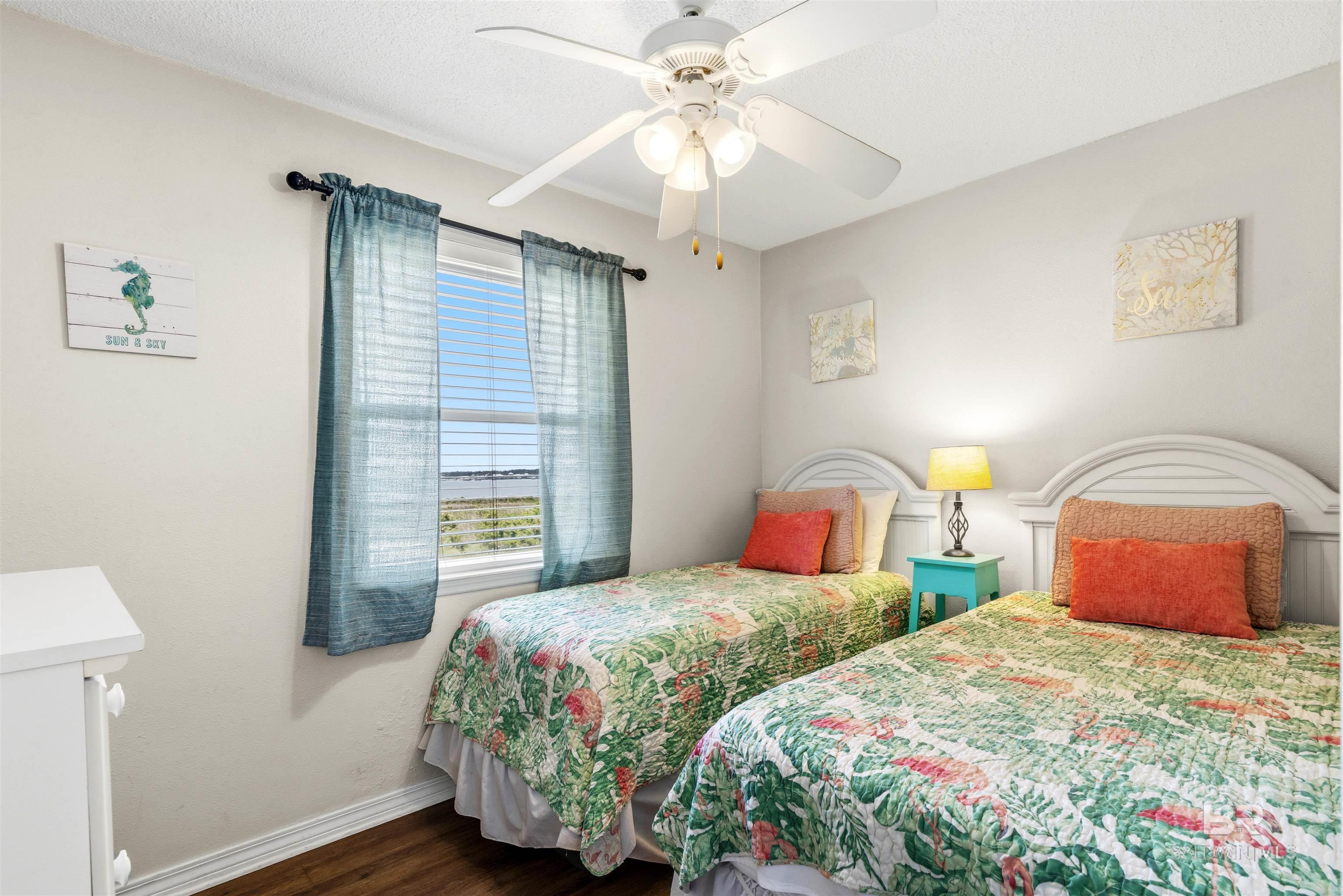 https://zimg.paragon.ice.com/ParagonImages/Property/PG/BCAR/396564/15/0/0/e1a2c276f95d86298b8d523b7afe11aa/7/e536567f9db44a16afe3d702228b1b0b/396564-0a9f1371-1fe3-411d-a217-1b6491c95081.JPG