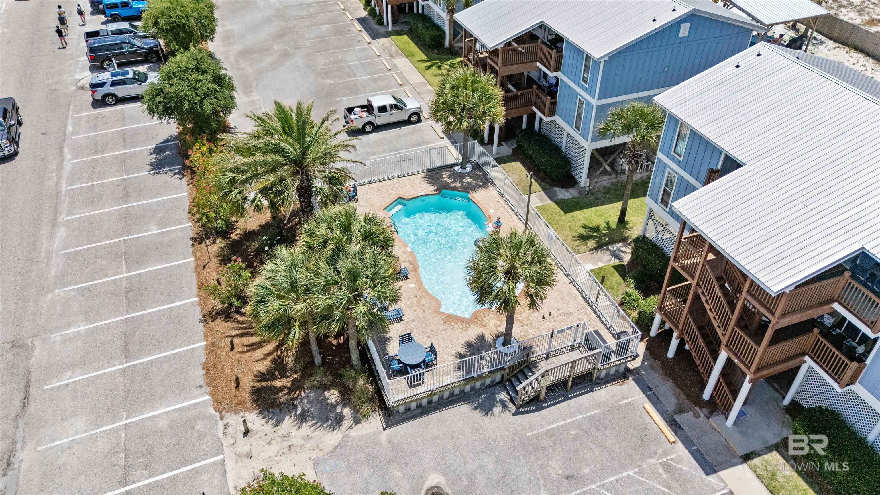 https://zimg.paragon.ice.com/ParagonImages/Property/PG/BCAR/396564/18/0/0/ea04941aa05b37aba68e0e5fc4c2ea4a/7/e536567f9db44a16afe3d702228b1b0b/396564-66dd3217-625e-4585-bbe0-50e682b0d41c.JPG