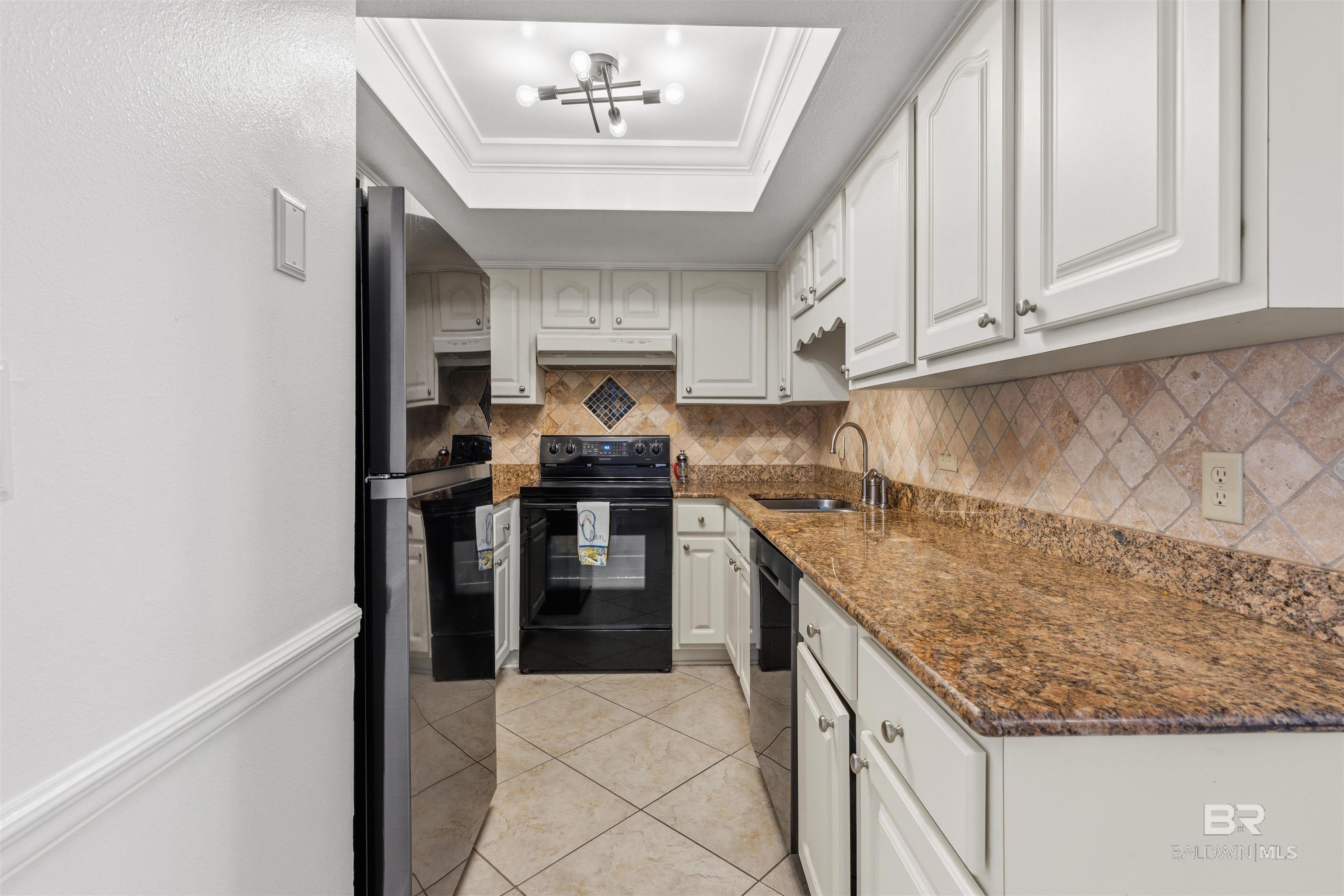 https://zimg.paragon.ice.com/ParagonImages/Property/PG/BCAR/396565/10/0/0/a9bba933842ff59c0119d669aa294d17/7/6ff641f96912c804fe46e2eb1e0b23fe/396565-8d254db4-99b8-4b35-9f94-f60c84a8168b.JPG