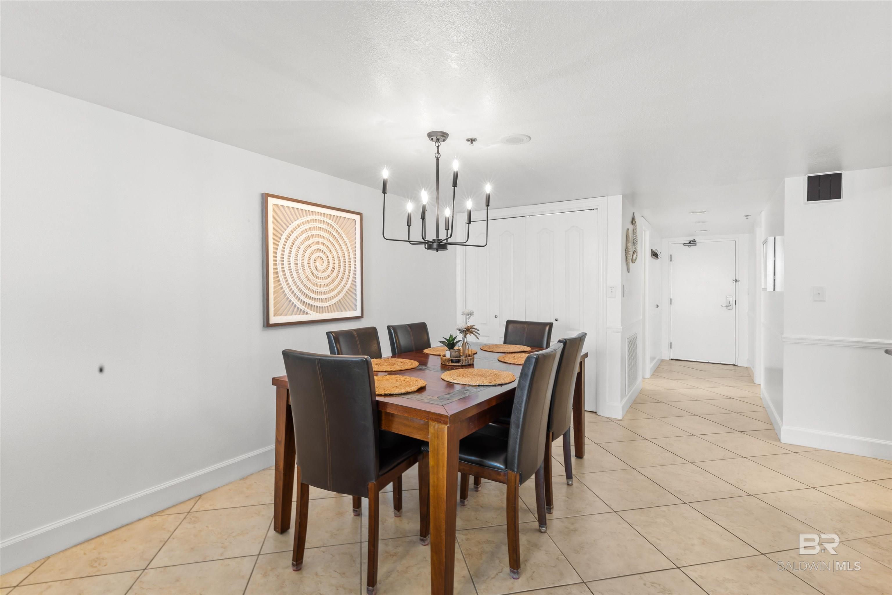 https://zimg.paragon.ice.com/ParagonImages/Property/PG/BCAR/396565/12/0/0/213e4ed8f149fdbc5c7d8b697064548c/7/6ff641f96912c804fe46e2eb1e0b23fe/396565-3b356a69-fc6e-49f5-8cc5-2e6f2d97f1e7.JPG