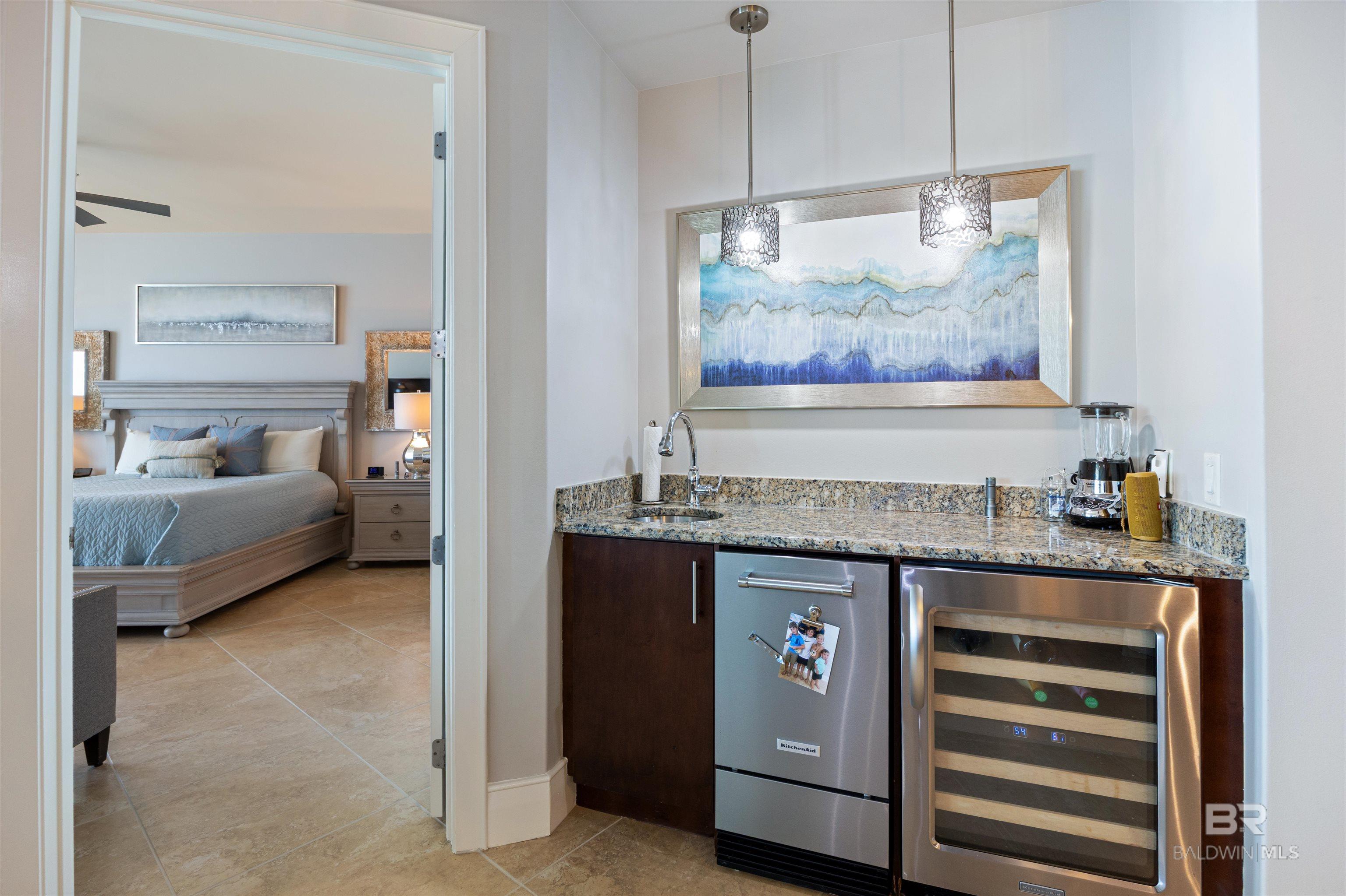 https://zimg.paragon.ice.com/ParagonImages/Property/PG/BCAR/396566/14/0/0/eb3e87359619288e7420a466969a9bc3/7/5367f26b5cd3a046bac2c80737b6de36/396566-173d81cb-07ce-4bc1-b992-da8fd50ba316.JPG
