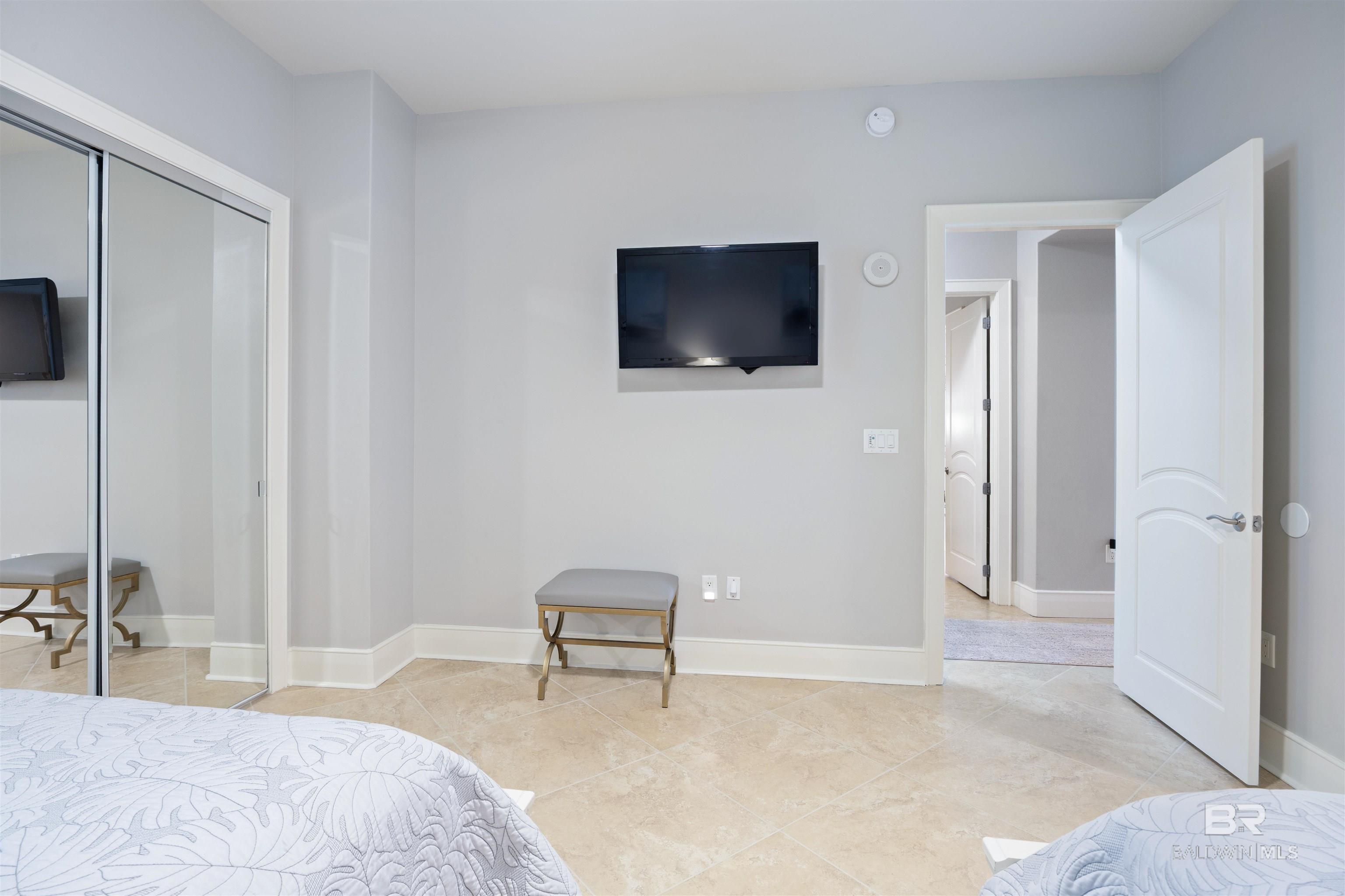 https://zimg.paragon.ice.com/ParagonImages/Property/PG/BCAR/396566/42/0/0/7ad7a8c09a869081ceacd5379c97a8cf/7/5367f26b5cd3a046bac2c80737b6de36/396566-c56d9a13-e847-4d07-8f2e-c69789dc2958.JPG