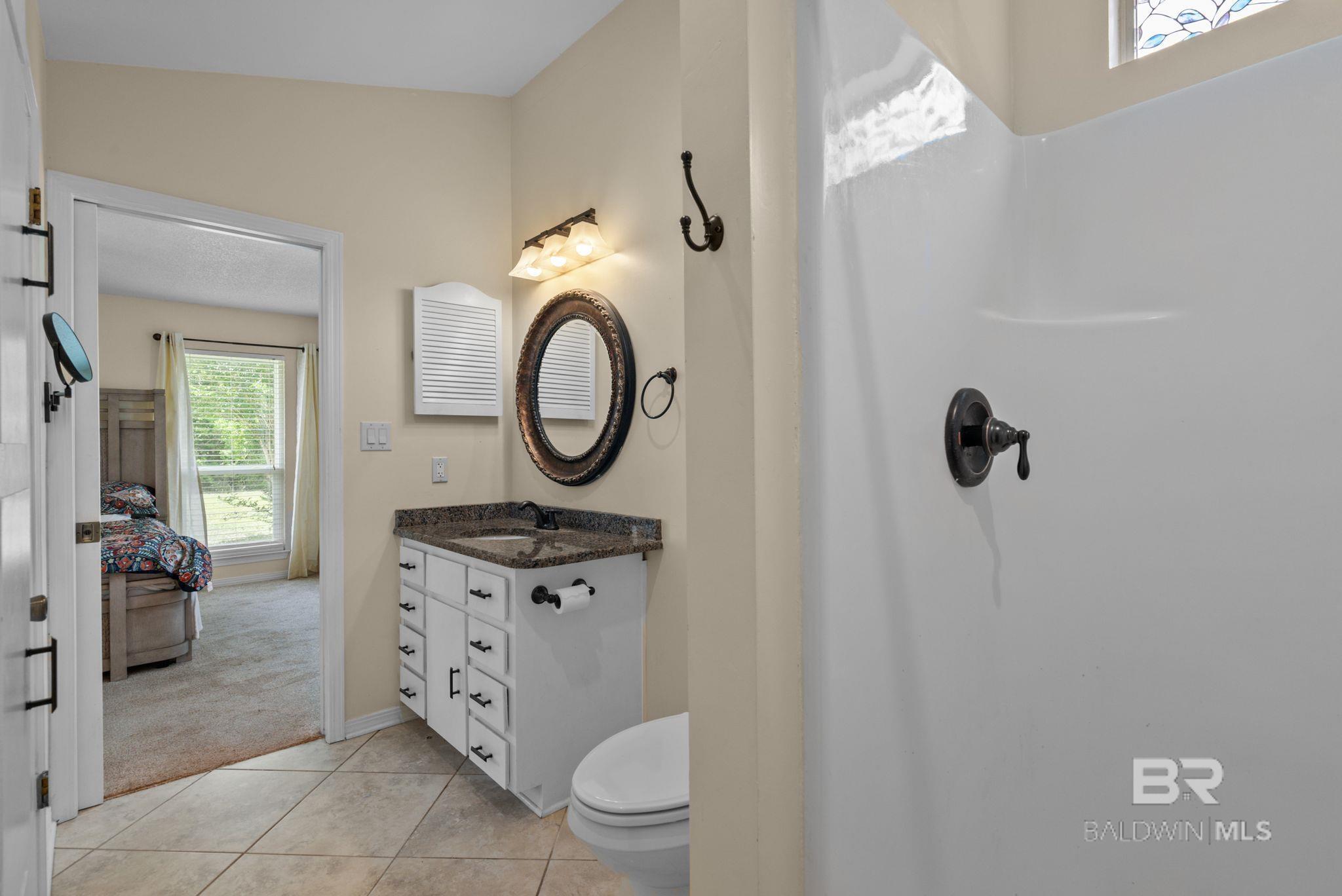 https://zimg.paragon.ice.com/ParagonImages/Property/PG/BCAR/396567/12/0/0/c135b76d407f813e802228b0587d3775/7/a101bd1928891c9d719ad09511a98c22/396567-4dec3d24-658f-4f38-aa29-bc279d4d2383.JPG