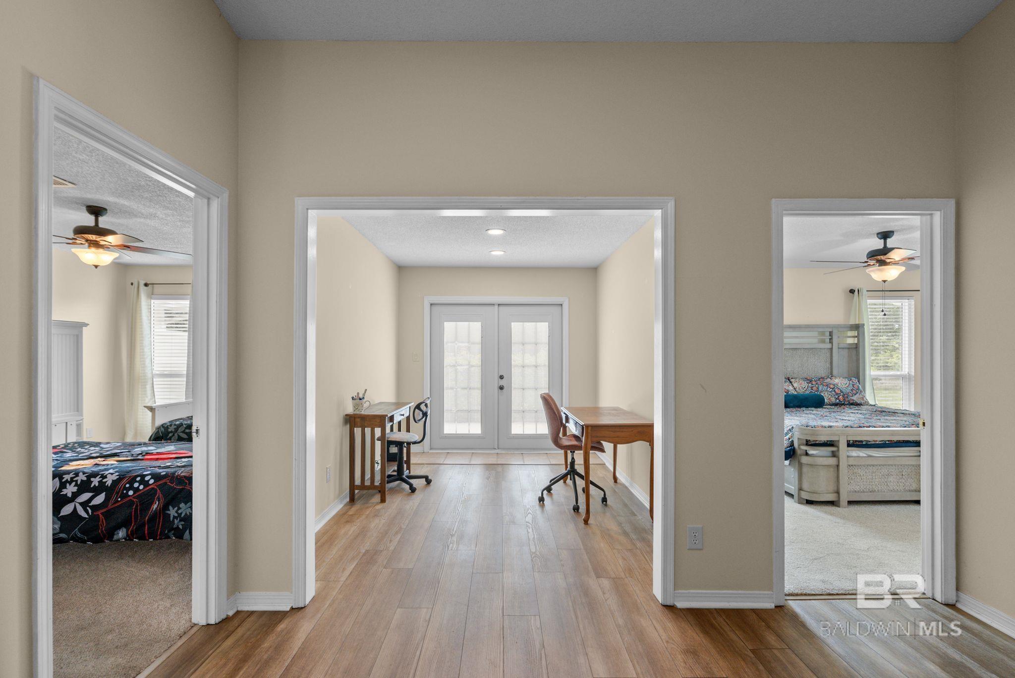 https://zimg.paragon.ice.com/ParagonImages/Property/PG/BCAR/396567/16/0/0/5f59a620968057da66ac62d24db8f700/7/a101bd1928891c9d719ad09511a98c22/396567-97d37add-74c8-40b6-971c-a958861221dc.JPG