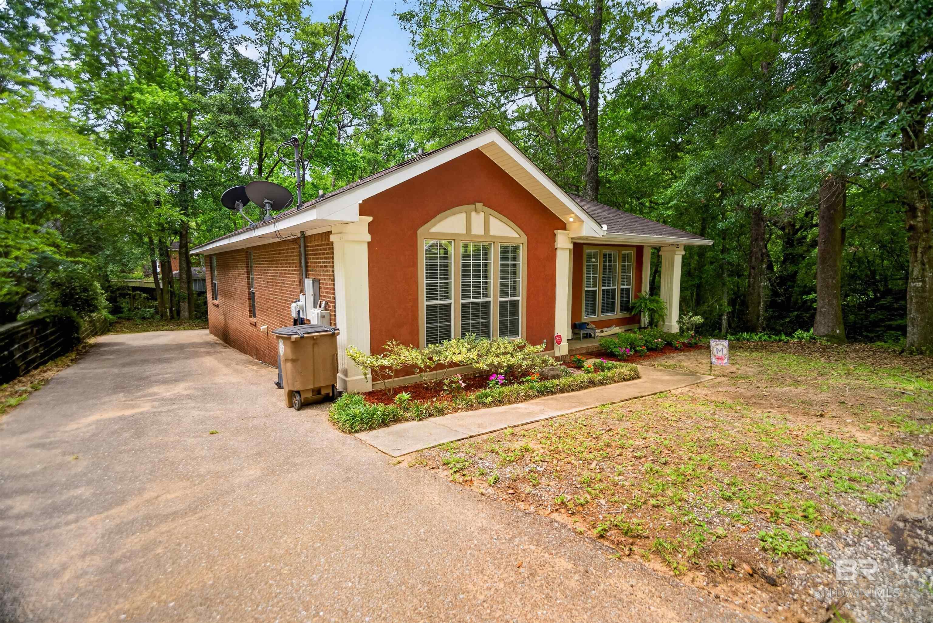 https://zimg.paragon.ice.com/ParagonImages/Property/PG/BCAR/396568/1/0/0/7a9a8b20749419250797c88f92aabd29/7/cd4f0b1f91dfbbc8fa1021d22e5c5ce0/396568-bcd5e583-5b26-45c9-8863-dff01e56b253.JPG