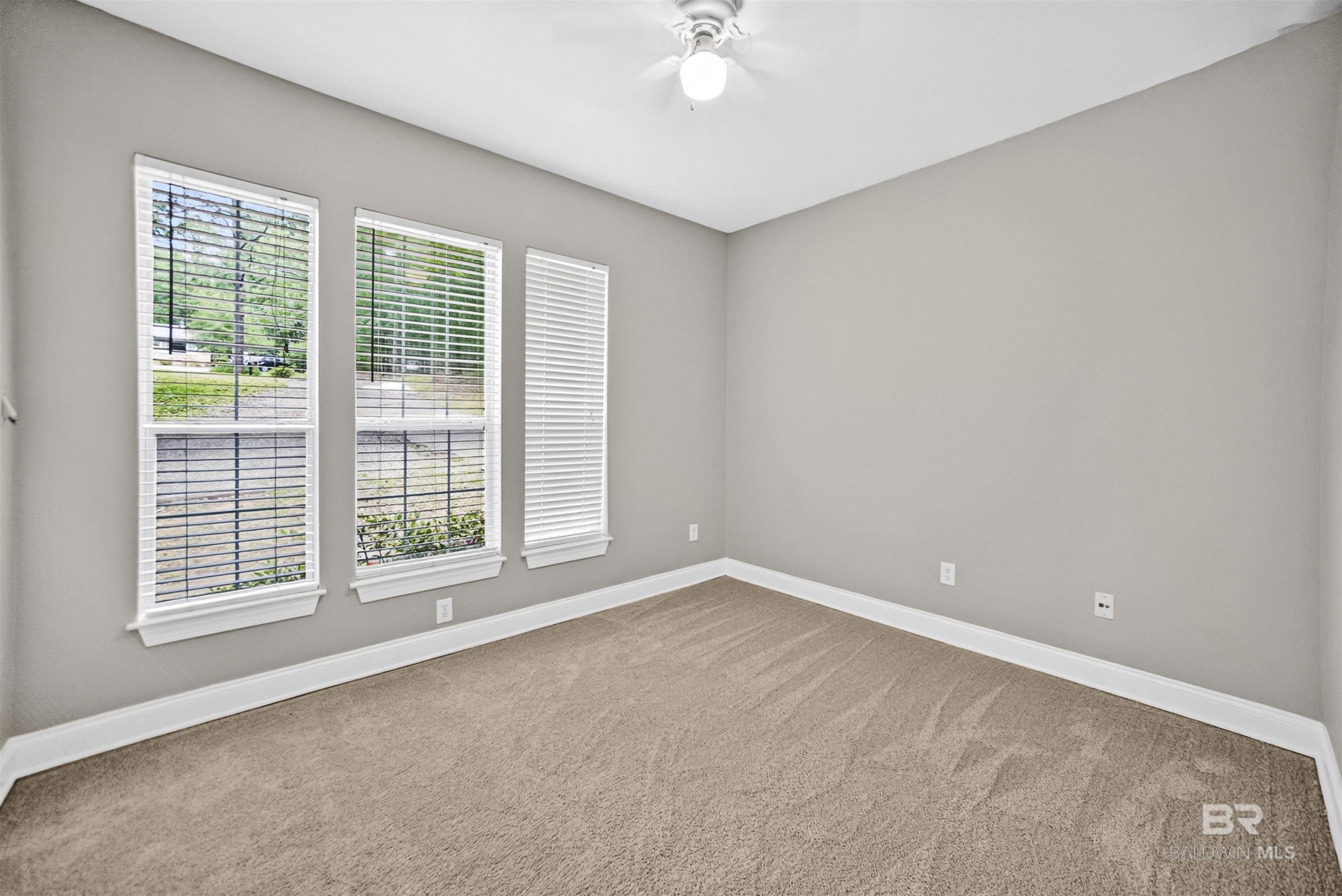 https://zimg.paragon.ice.com/ParagonImages/Property/PG/BCAR/396568/22/0/0/2bcf6b9e080d834e02cc94e4828de1f1/7/cd4f0b1f91dfbbc8fa1021d22e5c5ce0/396568-56d938cc-6a0f-492a-bc2c-35083fcc7996.JPG