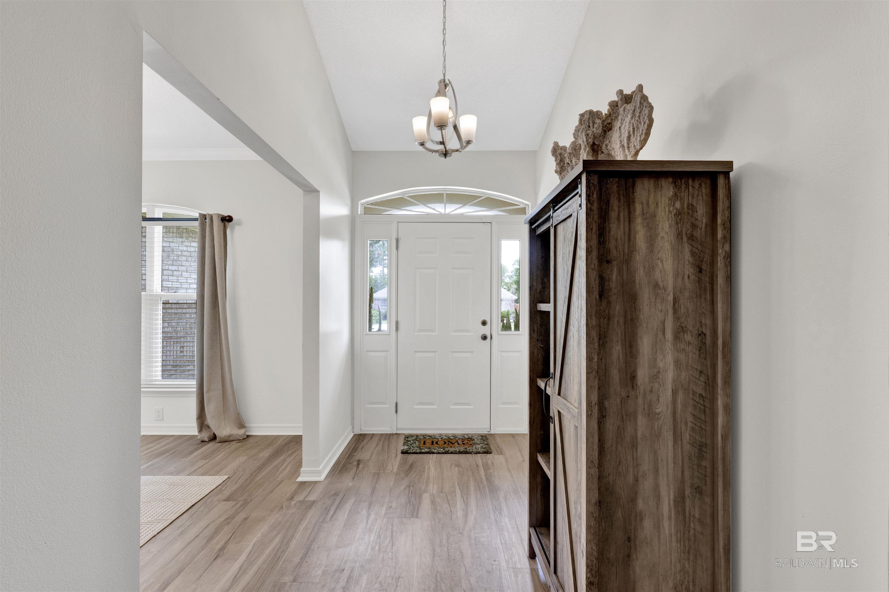 396582 | Photo 3