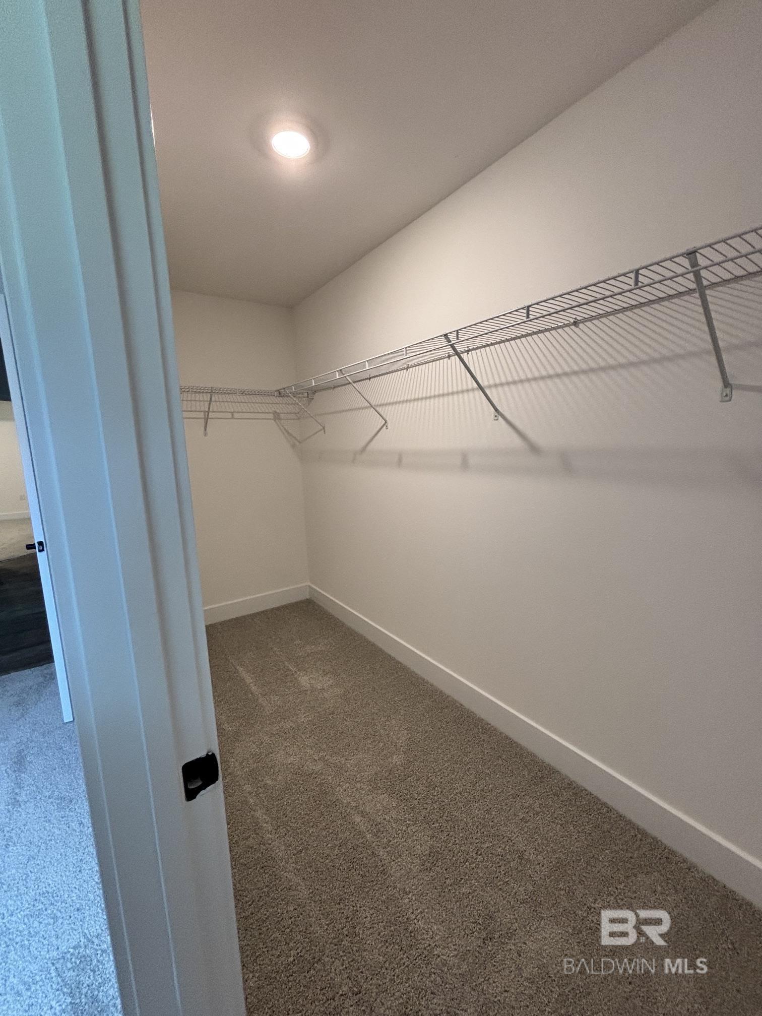 https://zimg.paragon.ice.com/ParagonImages/Property/PG/BCAR/396593/13/0/0/3dd34f77fdd7bf306d60a98985cca87a/7/562091d23677205c92f6068aa8168a8b/396593-3b5281ec-4a28-4b65-be44-0bb788fb478f.JPG
