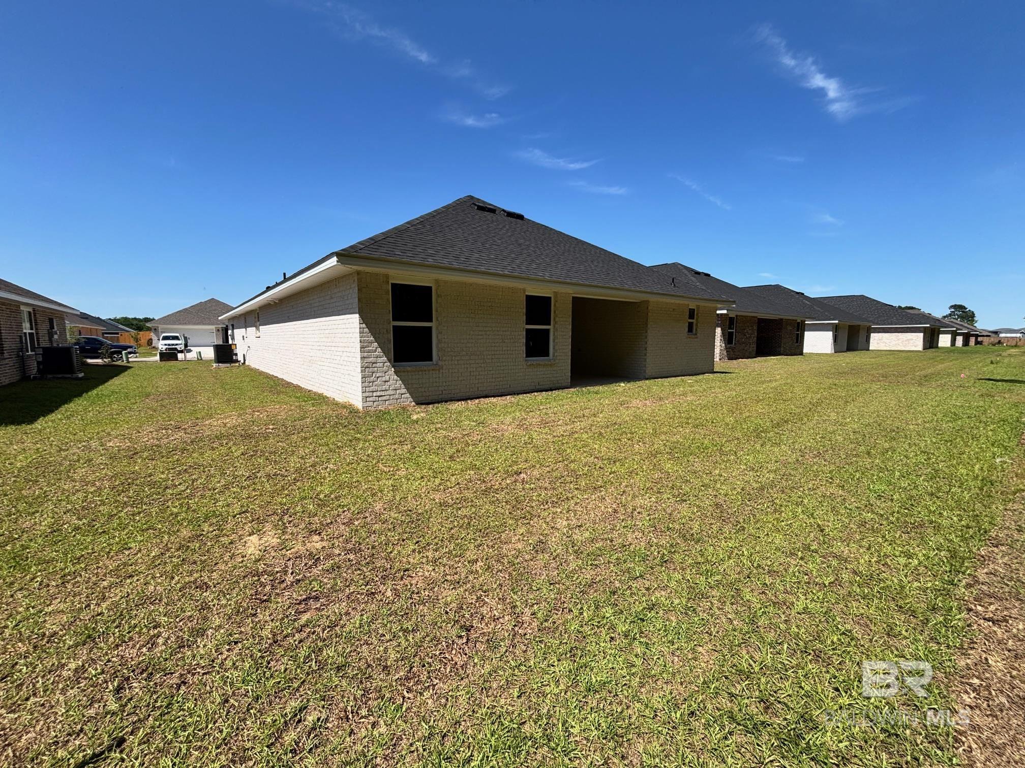 https://zimg.paragon.ice.com/ParagonImages/Property/PG/BCAR/396593/16/0/0/a5530294465ff52b8a6878de126bb721/7/562091d23677205c92f6068aa8168a8b/396593-f37d89f4-5891-4b55-8c6b-87559068bf37.JPG