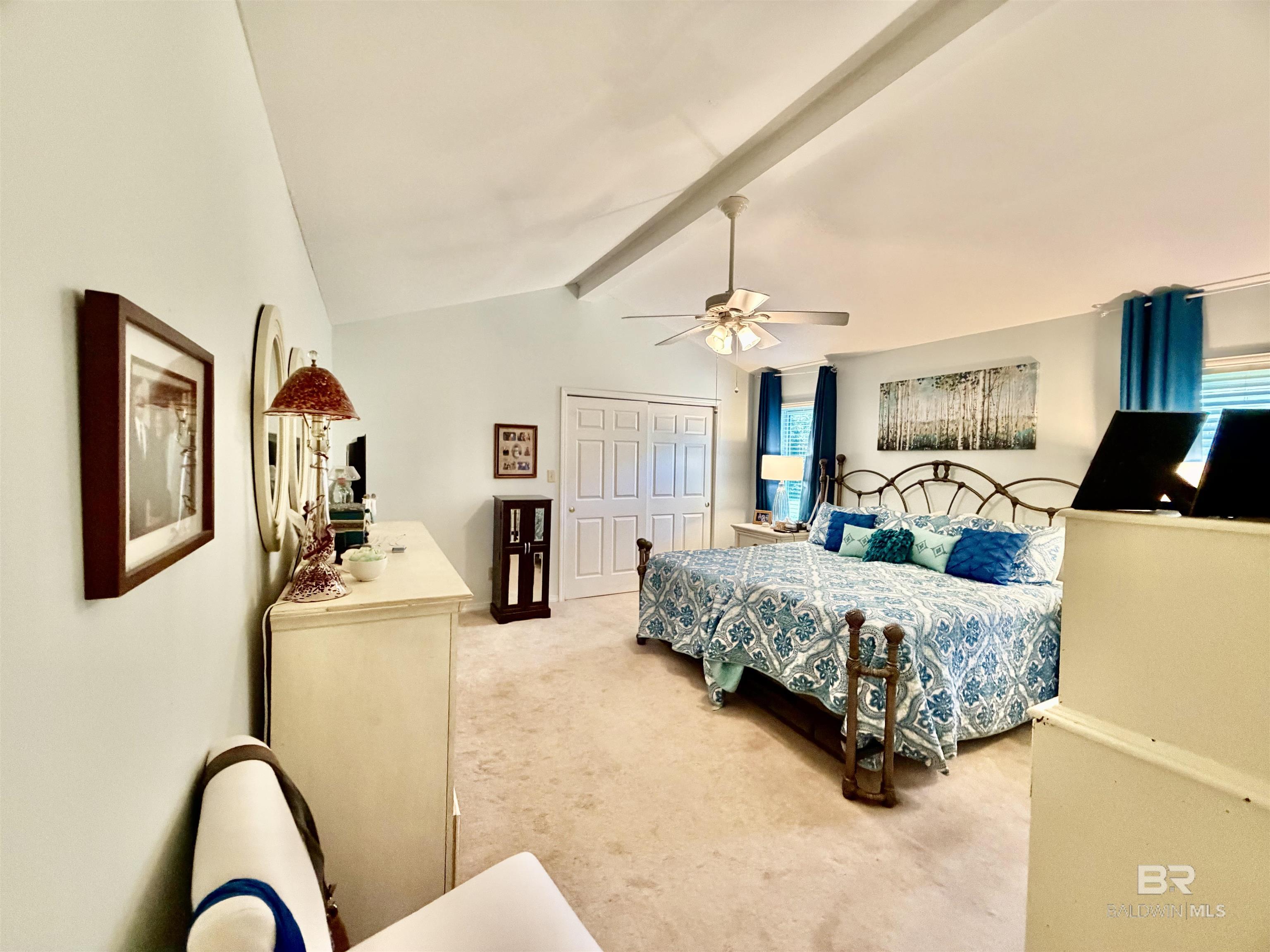 https://zimg.paragon.ice.com/ParagonImages/Property/PG/BCAR/396628/7/0/0/284ea4845c654873a084cbf06f6ffd5d/7/959c86d393c28b5fd620707fbda8aa3a/396628-fec6b1cc-0734-4df3-b27c-3b363fcadfd2.JPG