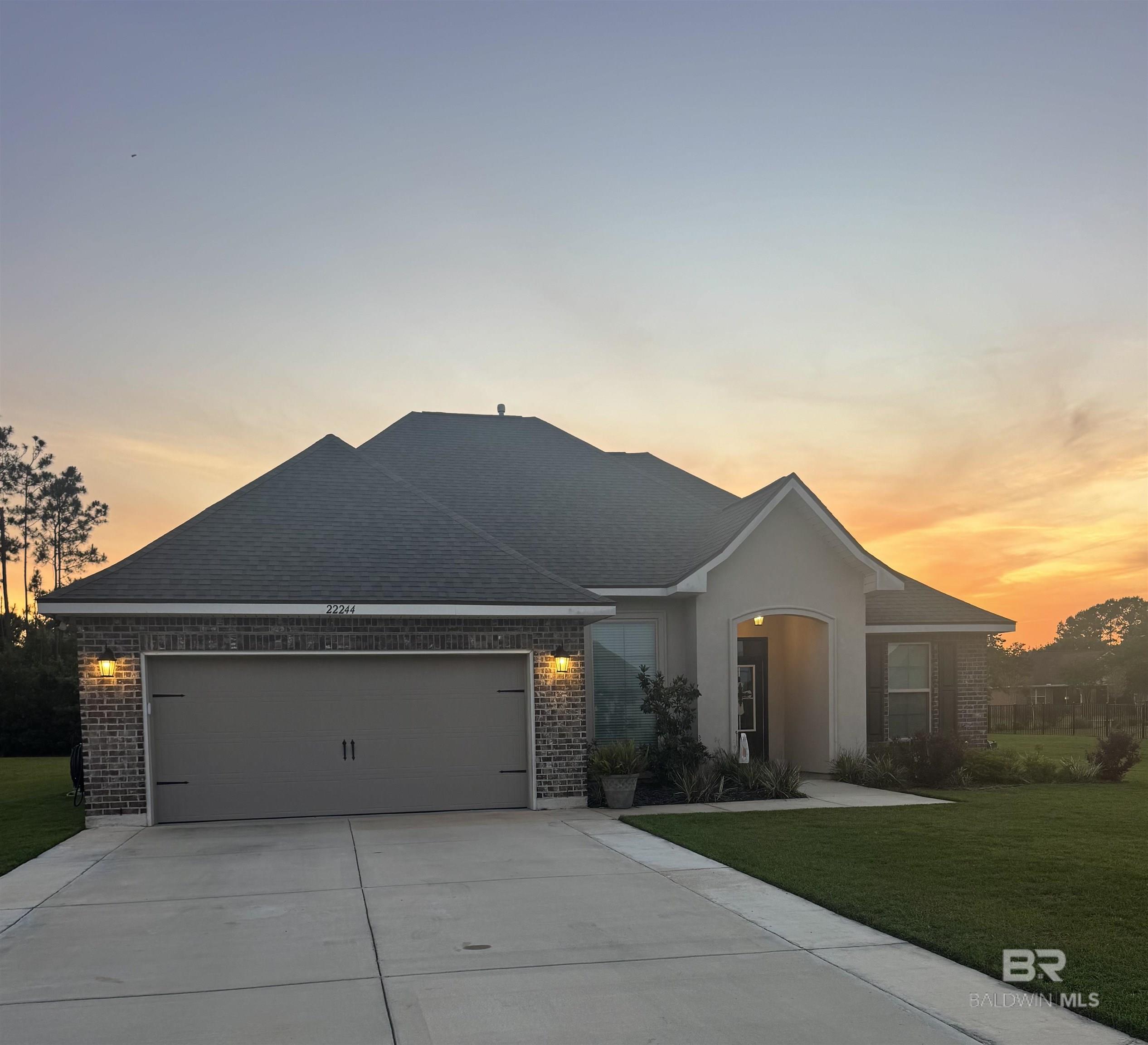 https://zimg.paragon.ice.com/ParagonImages/Property/PG/BCAR/396633/1/0/0/ea9ba68ae937ec8f8159e6872c930efb/7/38a84259251869bac048cdf722a50ba5/396633-ca83a80f-836c-41fb-b5a4-d5c35d69844c.JPG