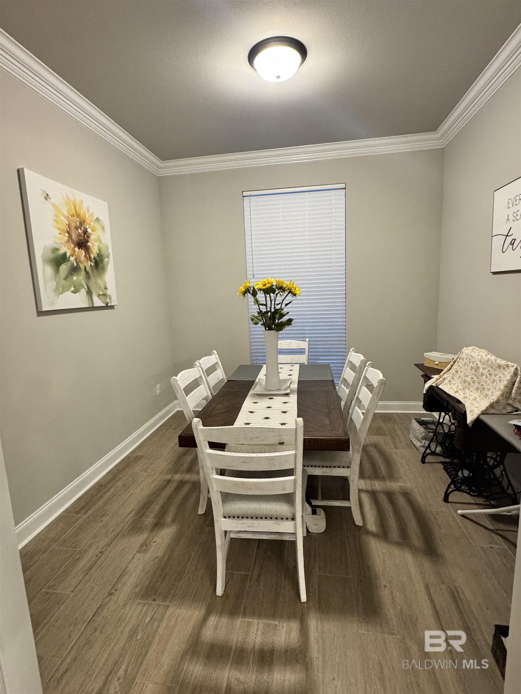https://zimg.paragon.ice.com/ParagonImages/Property/PG/BCAR/396633/4/0/0/625a4b96b0a90b62e1f1b89efdbf0084/7/38a84259251869bac048cdf722a50ba5/396633-af51b0c0-5ef3-4ef3-b64a-3df3845afbb0.JPG