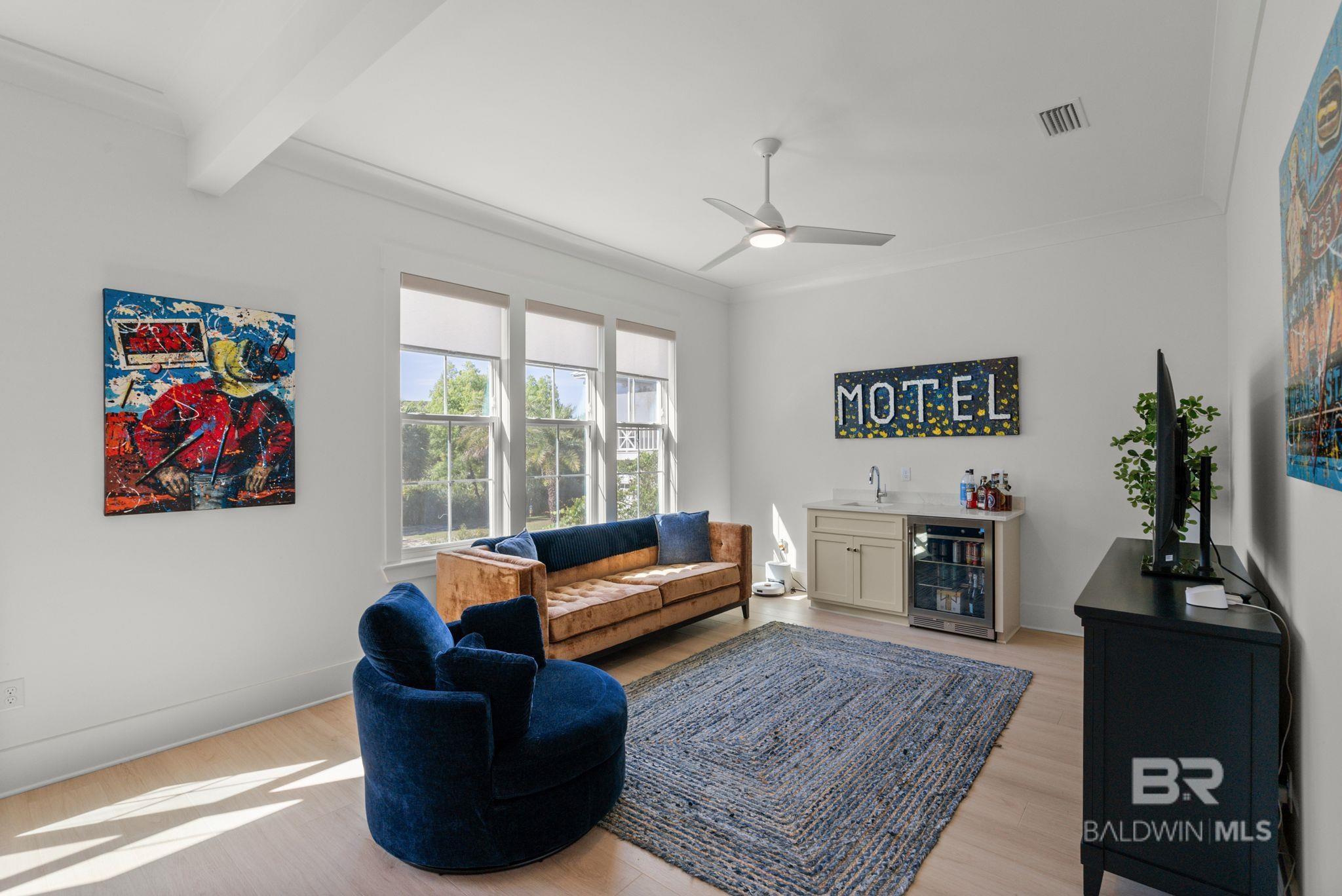 https://zimg.paragon.ice.com/ParagonImages/Property/PG/BCAR/396634/12/0/0/def88b11c78074a7824d9e888c6a9615/7/45d28bcf10256eb6c6323f96e65a7c3a/396634-ec5ffdc3-115f-42ee-bfd6-4527994f0b5a.JPG