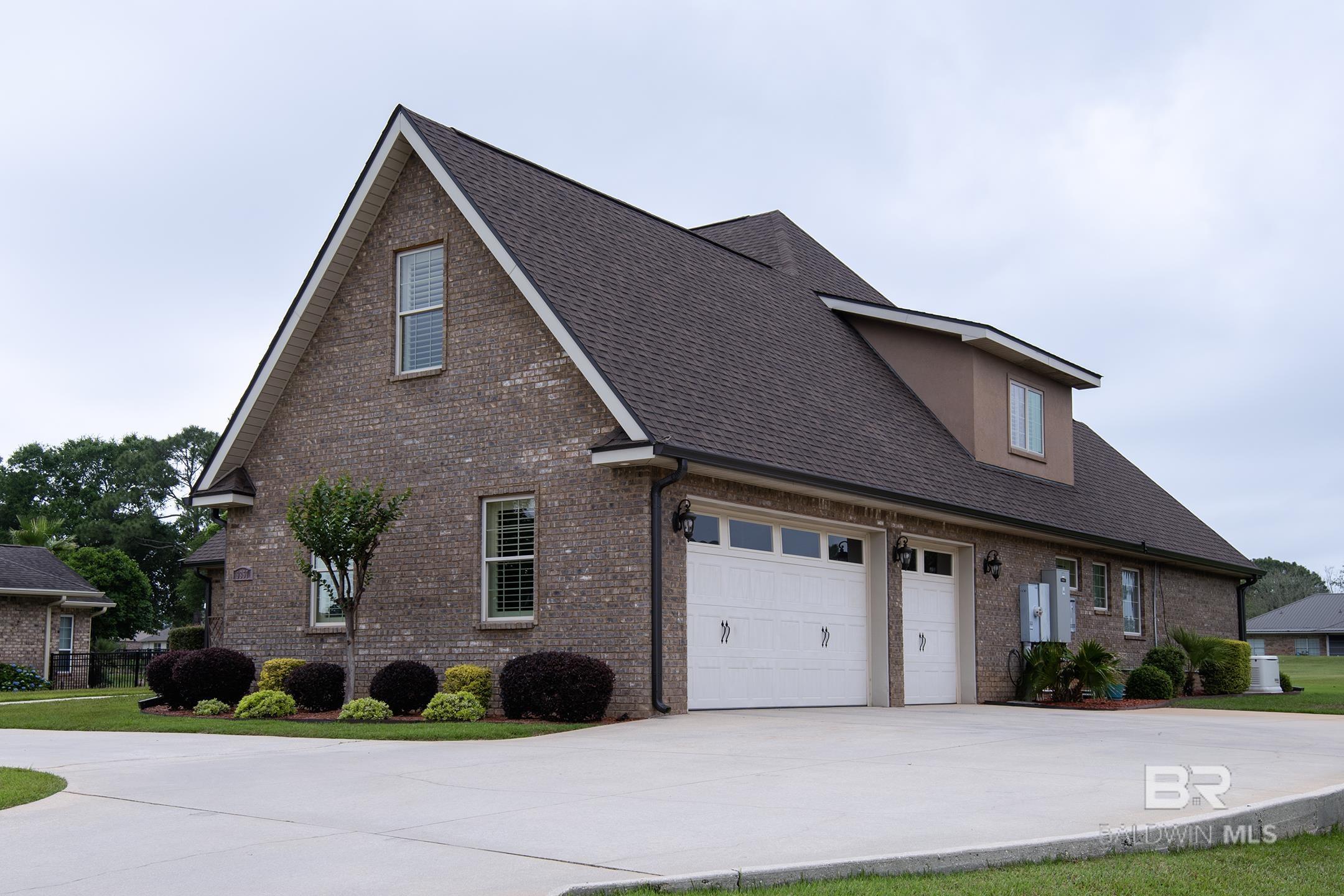 https://zimg.paragon.ice.com/ParagonImages/Property/PG/BCAR/396640/1/0/0/e2bcbd1a3e94dcf8cc6c0051e2cf7602/7/af1e6570cbf7e1995d546dba8da456a9/396640-afeb185d-2ed9-4db6-bd89-dce80b3ff32a.JPG