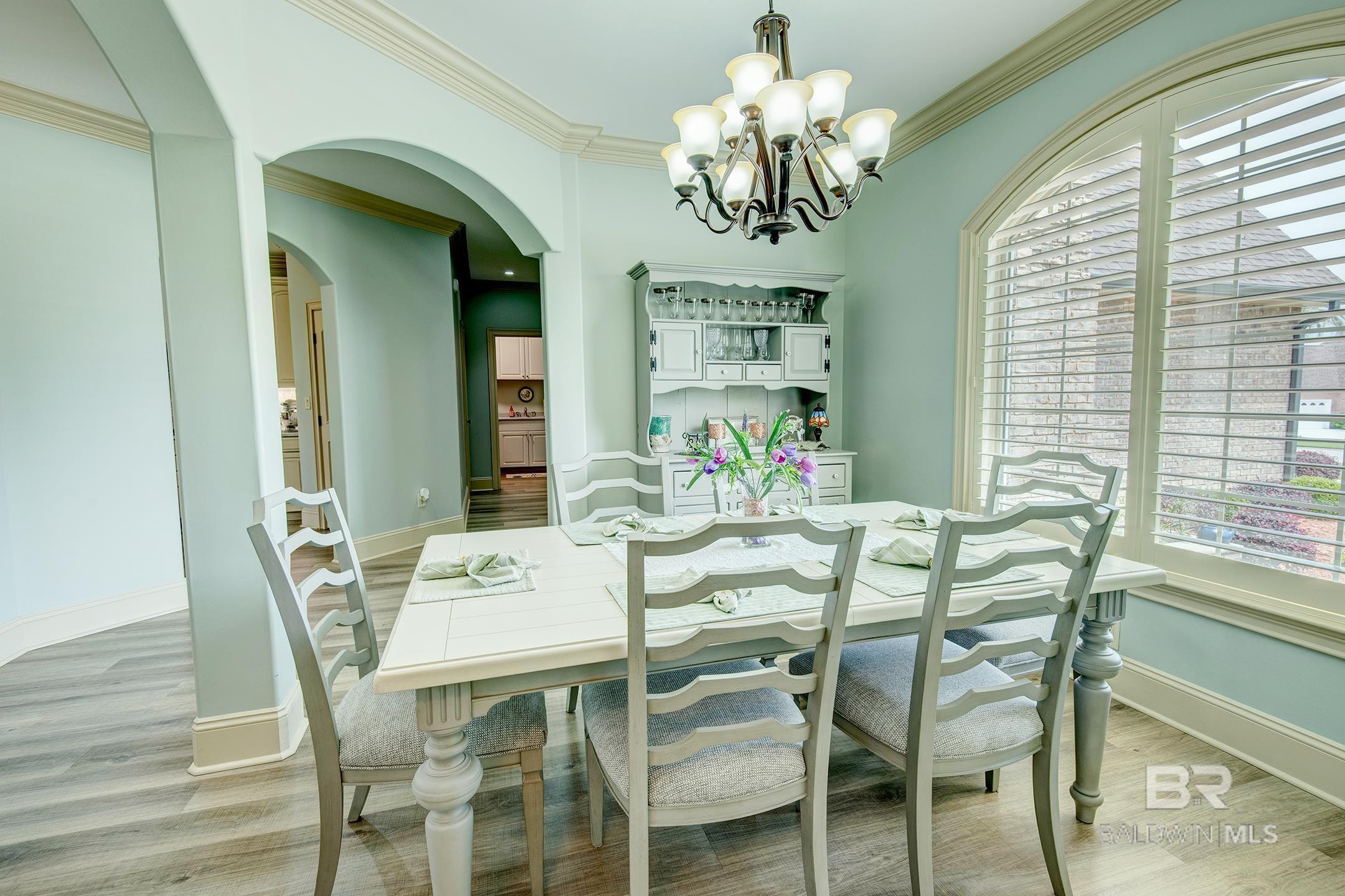 https://zimg.paragon.ice.com/ParagonImages/Property/PG/BCAR/396640/28/0/0/f6291437ca7e820d8391d8ec24a82351/7/af1e6570cbf7e1995d546dba8da456a9/396640-fc4b2a10-b68d-481d-8502-6b2f118f406b.JPG