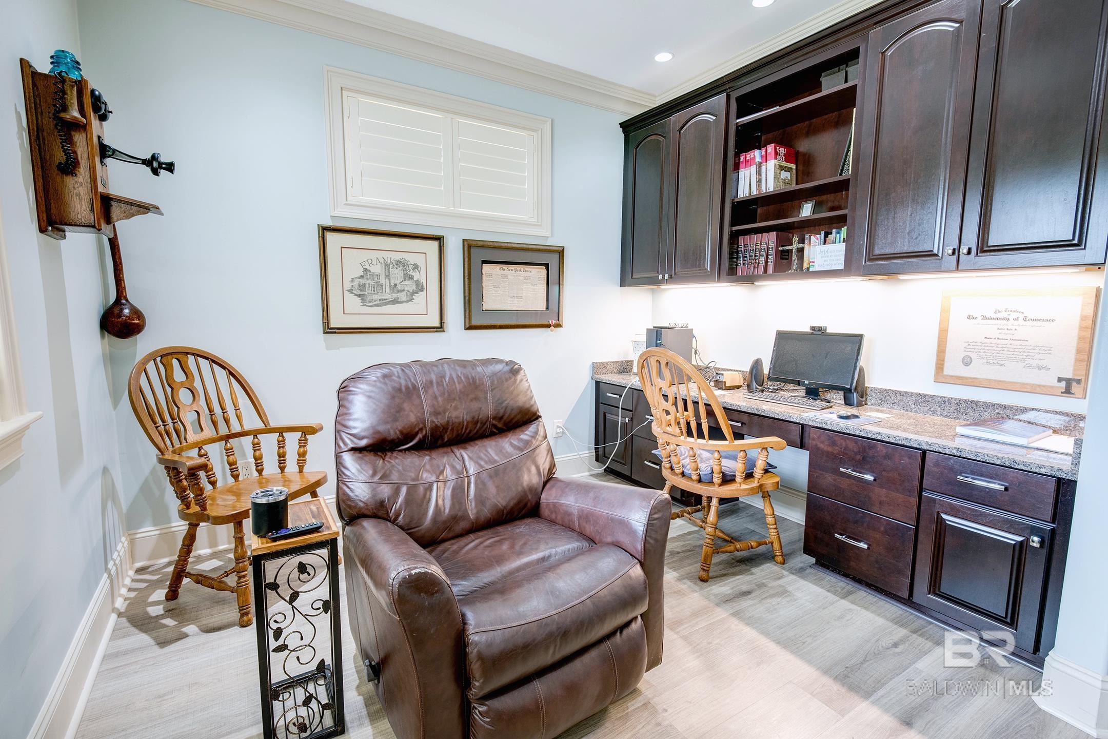 https://zimg.paragon.ice.com/ParagonImages/Property/PG/BCAR/396640/50/0/0/1ba4224851e493094b3a3b7a625689ec/7/af1e6570cbf7e1995d546dba8da456a9/396640-9f5bf263-1466-4e64-b099-d9435ac2cb21.JPG