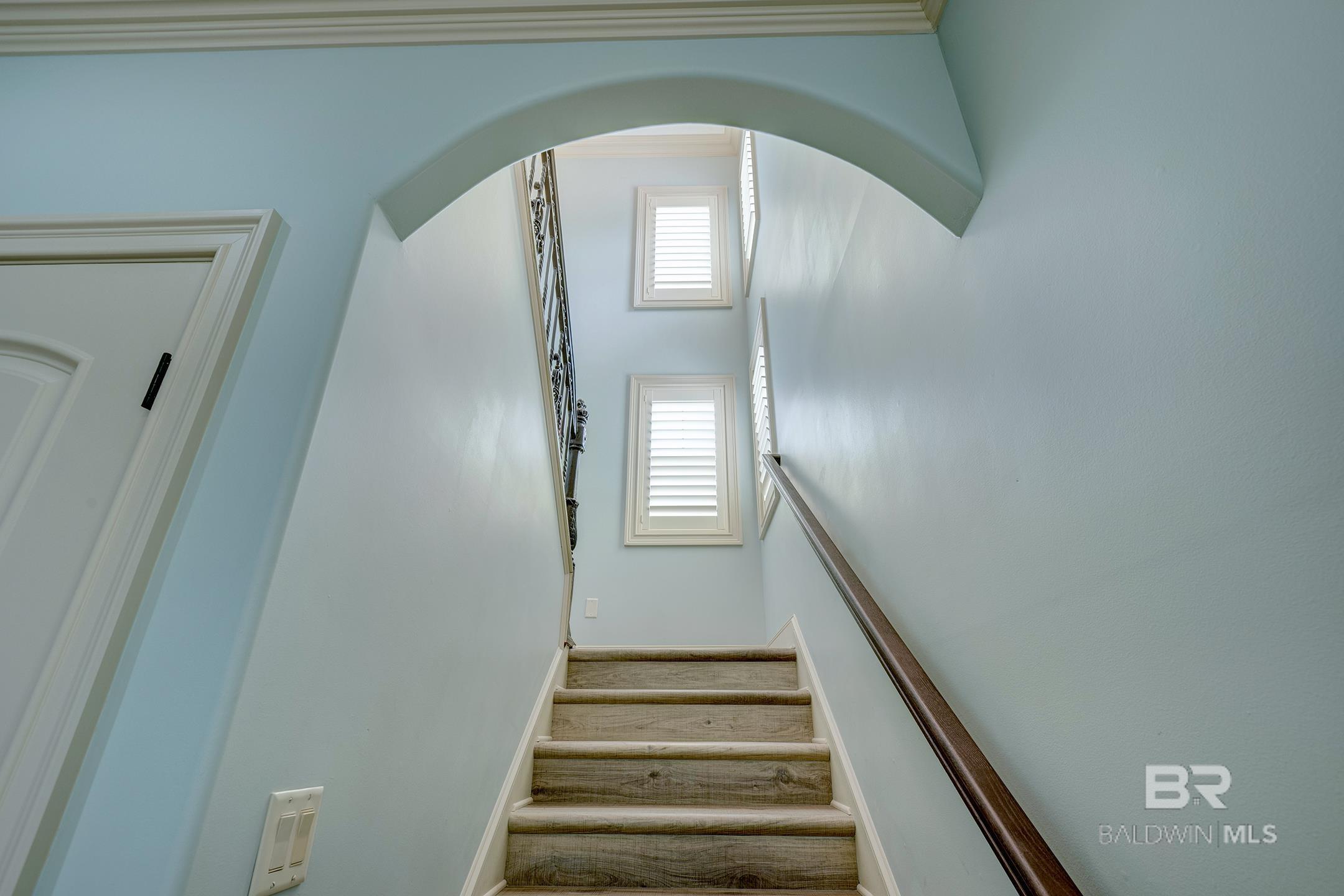 https://zimg.paragon.ice.com/ParagonImages/Property/PG/BCAR/396640/56/0/0/28191947fd44aa2509d59a19d927a8f8/7/af1e6570cbf7e1995d546dba8da456a9/396640-cc3eb52e-039a-4c51-a524-6ef5eca6bc7f.JPG