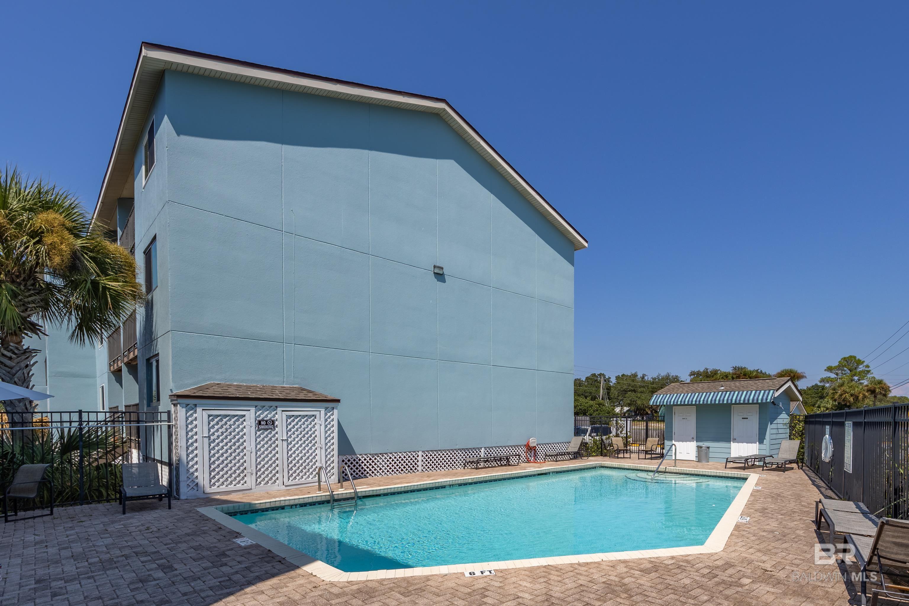 https://zimg.paragon.ice.com/ParagonImages/Property/PG/BCAR/396644/34/0/0/61ffd81c273a9d1966f4b534ba27f6d5/7/07d731938ea6f287c648de7e7f376fff/396644-66b56334-e1c3-447d-a333-350c0486a6ce.JPG
