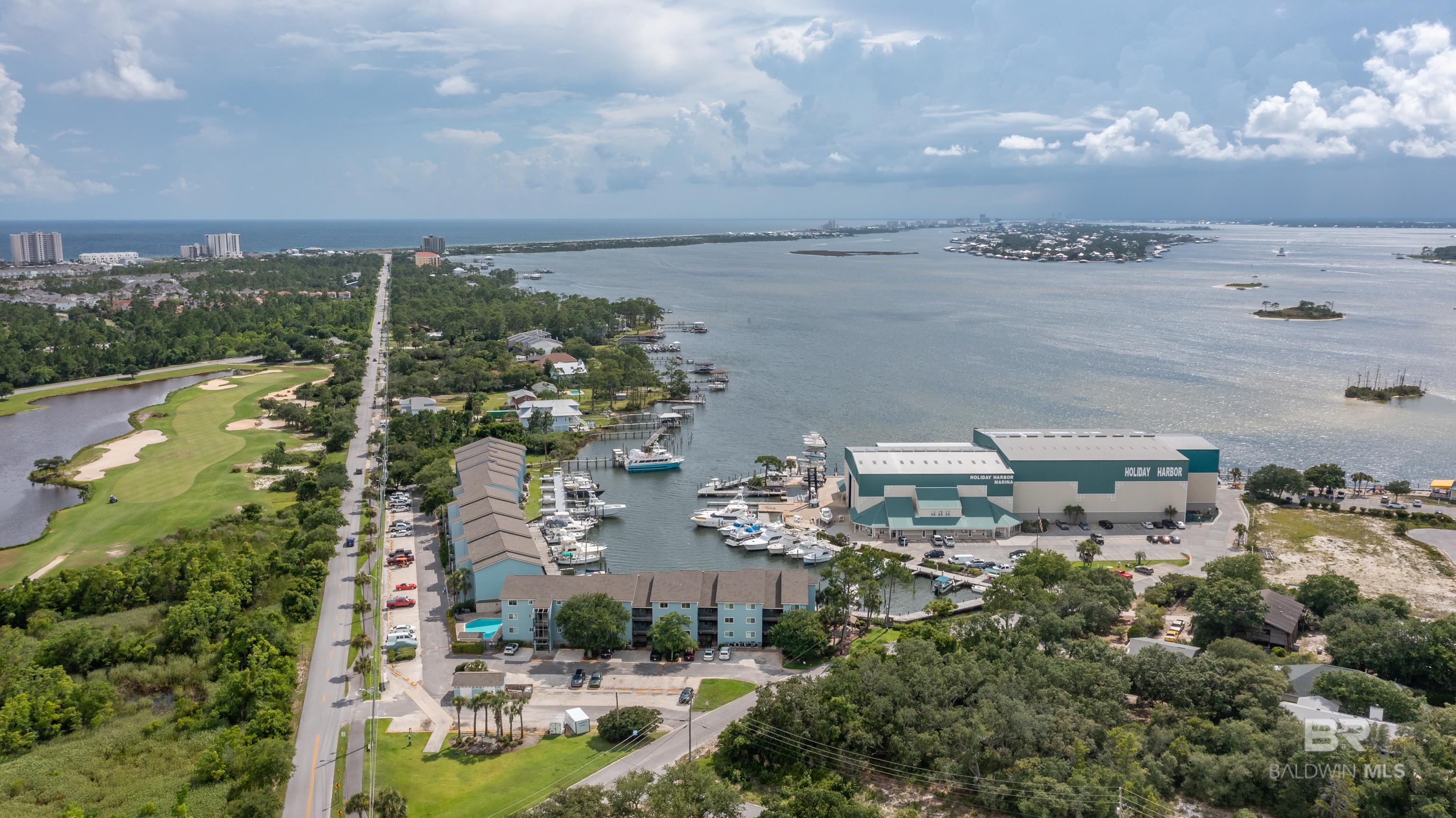 https://zimg.paragon.ice.com/ParagonImages/Property/PG/BCAR/396644/38/0/0/955ff2dfaa7d1af6472c527c5f393203/7/07d731938ea6f287c648de7e7f376fff/396644-628e1b3b-d143-48c0-9b7b-923171311b01.JPG