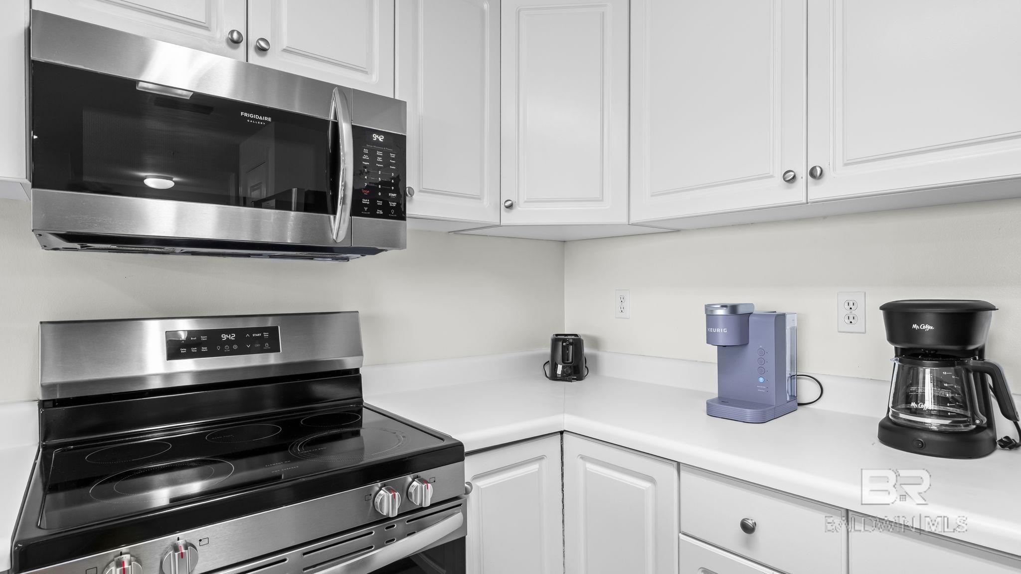 https://zimg.paragon.ice.com/ParagonImages/Property/PG/BCAR/396645/10/0/0/c383f6ff3d8e0d75d41fecbd15cc20c6/7/cbe552904573a01572a9974213766651/396645-e8ca937a-0da7-47a2-a72e-8f0d7fb357af.JPG