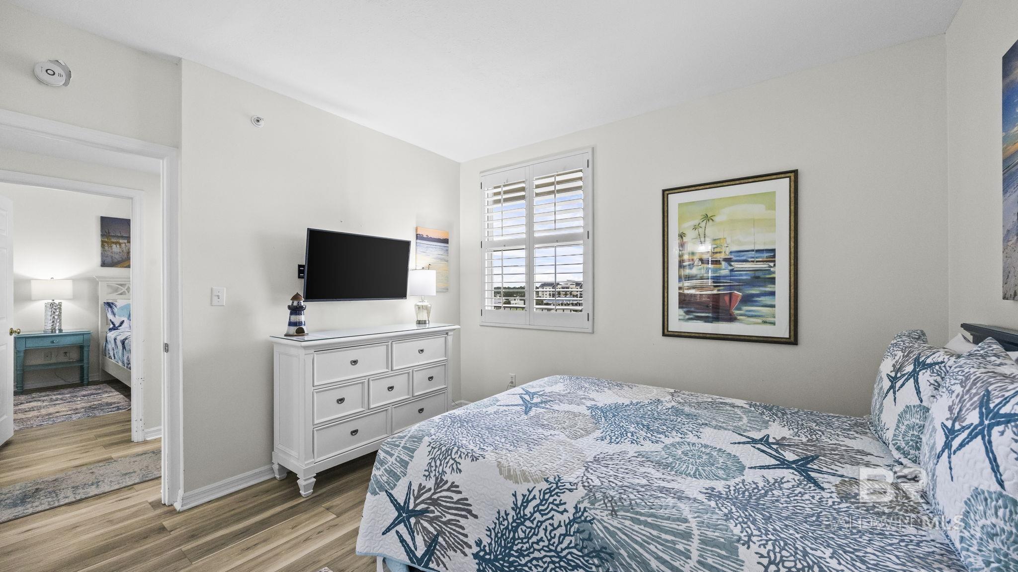https://zimg.paragon.ice.com/ParagonImages/Property/PG/BCAR/396645/22/0/0/c09de8f54689c95b7e7b009deae1ad40/7/cbe552904573a01572a9974213766651/396645-e63a1cb6-19b4-449d-8384-56ba3dc602a1.JPG