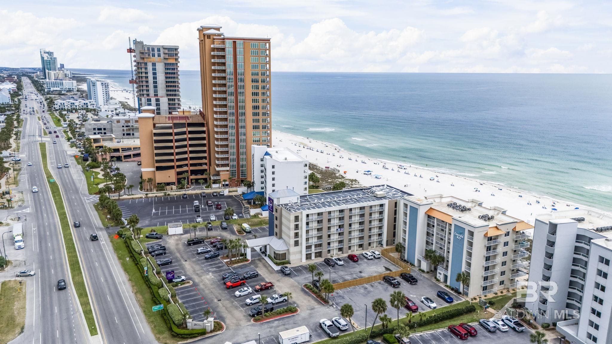 https://zimg.paragon.ice.com/ParagonImages/Property/PG/BCAR/396645/30/0/0/2a94a74b19616170eb21fbce5a87f445/7/cbe552904573a01572a9974213766651/396645-fcc5aefb-9aed-40b6-9470-6fbf33ec37eb.JPG