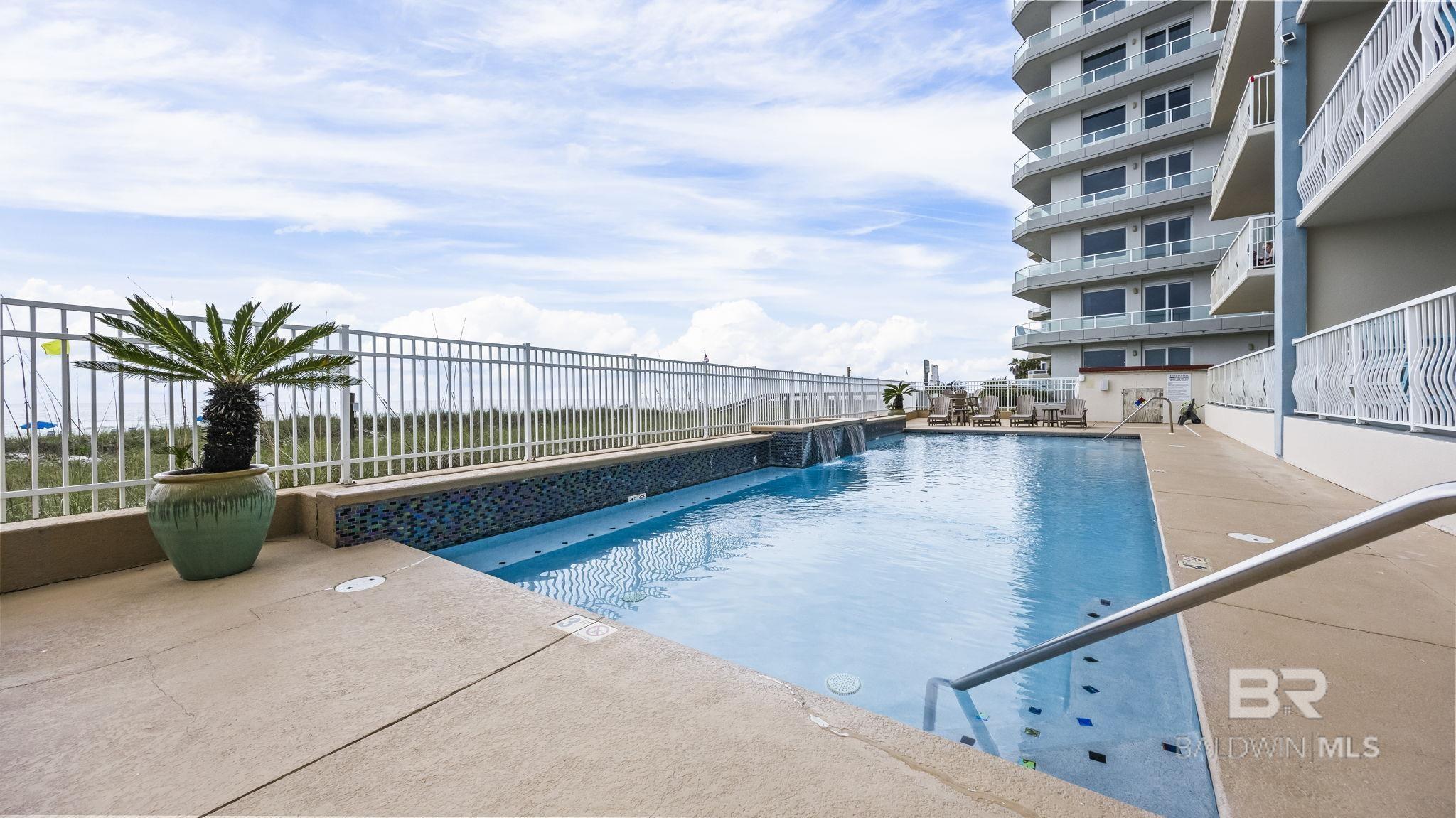 https://zimg.paragon.ice.com/ParagonImages/Property/PG/BCAR/396645/36/0/0/e152af8de437a220c601fab041eb25ff/7/cbe552904573a01572a9974213766651/396645-a3ada052-9ec0-4f99-b35b-3b353eb00f27.JPG