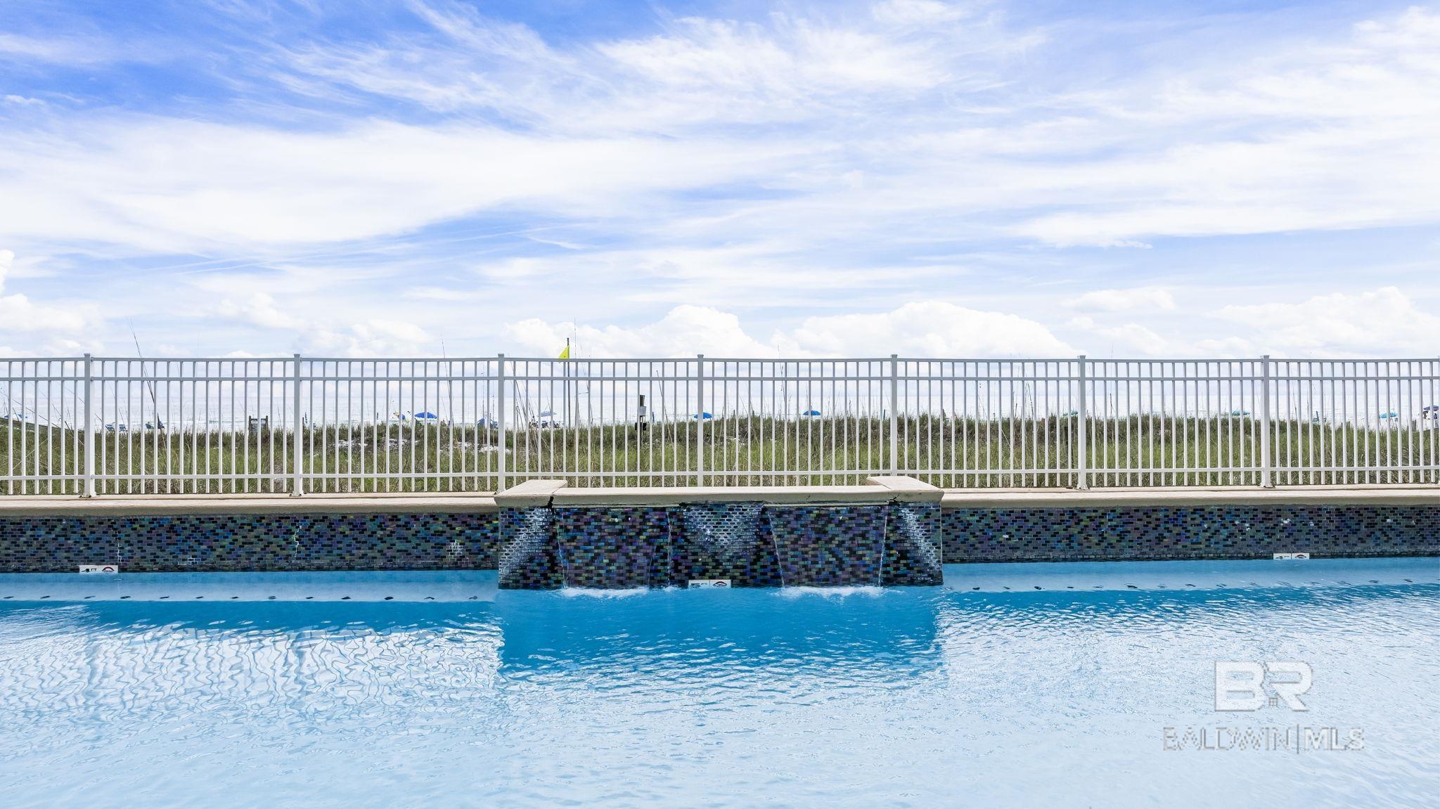 https://zimg.paragon.ice.com/ParagonImages/Property/PG/BCAR/396645/38/0/0/ecbedecce27d1833b1c3dcdead895365/7/cbe552904573a01572a9974213766651/396645-64939532-6708-4b58-a267-543dbf1b02fb.JPG