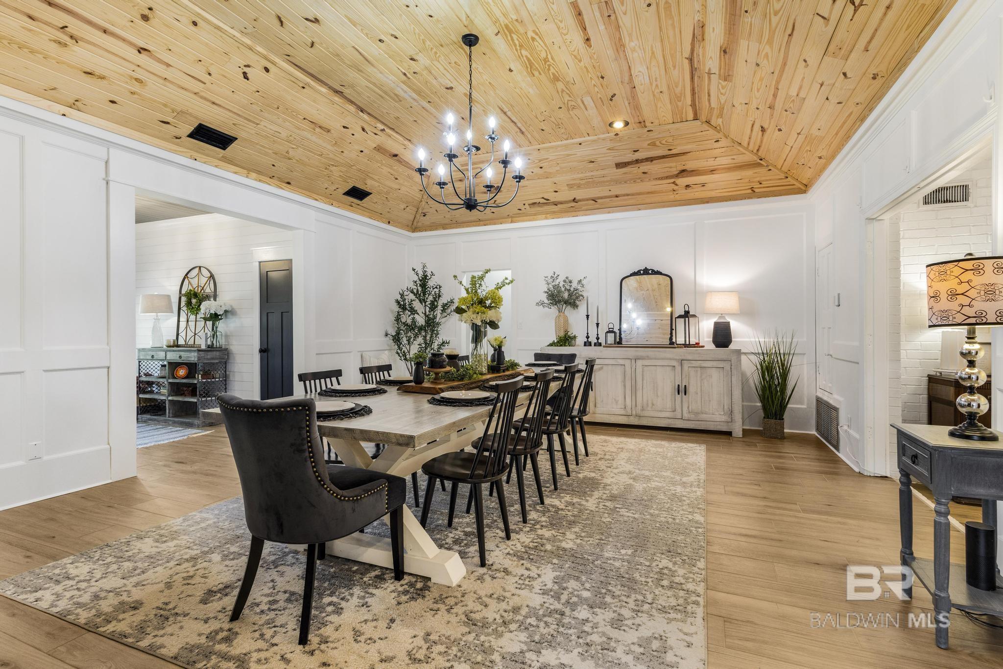 https://zimg.paragon.ice.com/ParagonImages/Property/PG/BCAR/396672/15/0/0/498c016d0a51c364fad9ac58a3e36cdb/7/03a1ab45832fe87e552b5f5c6b236a04/396672-450e1283-4abb-4dce-bfa1-9b57e5c9b082.JPG