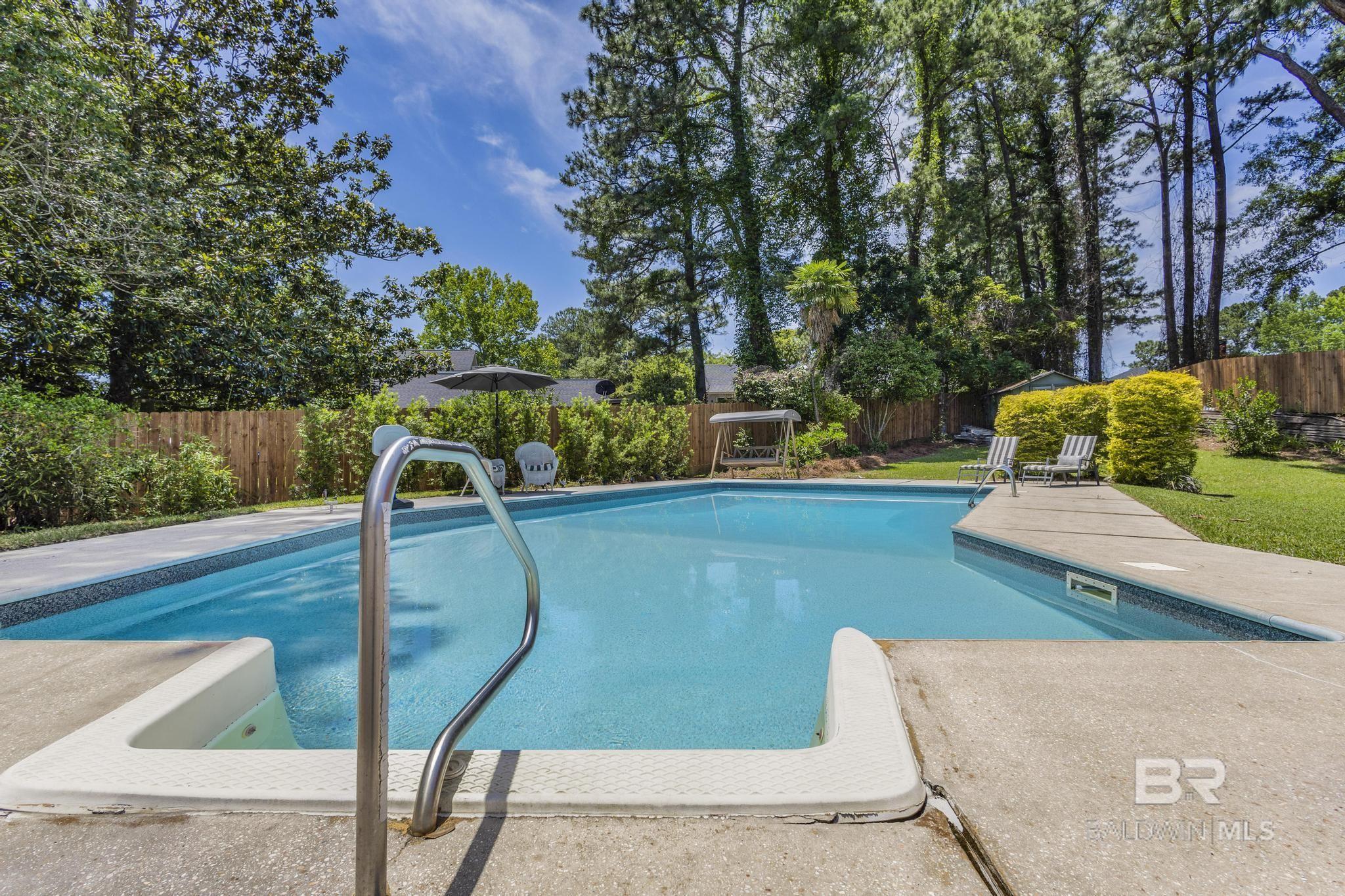 https://zimg.paragon.ice.com/ParagonImages/Property/PG/BCAR/396672/56/0/0/7c27a2ede96de6bed3d10be12d3417ac/7/03a1ab45832fe87e552b5f5c6b236a04/396672-fbe6d2fd-12d8-44ec-beff-ab27d2d23610.JPG