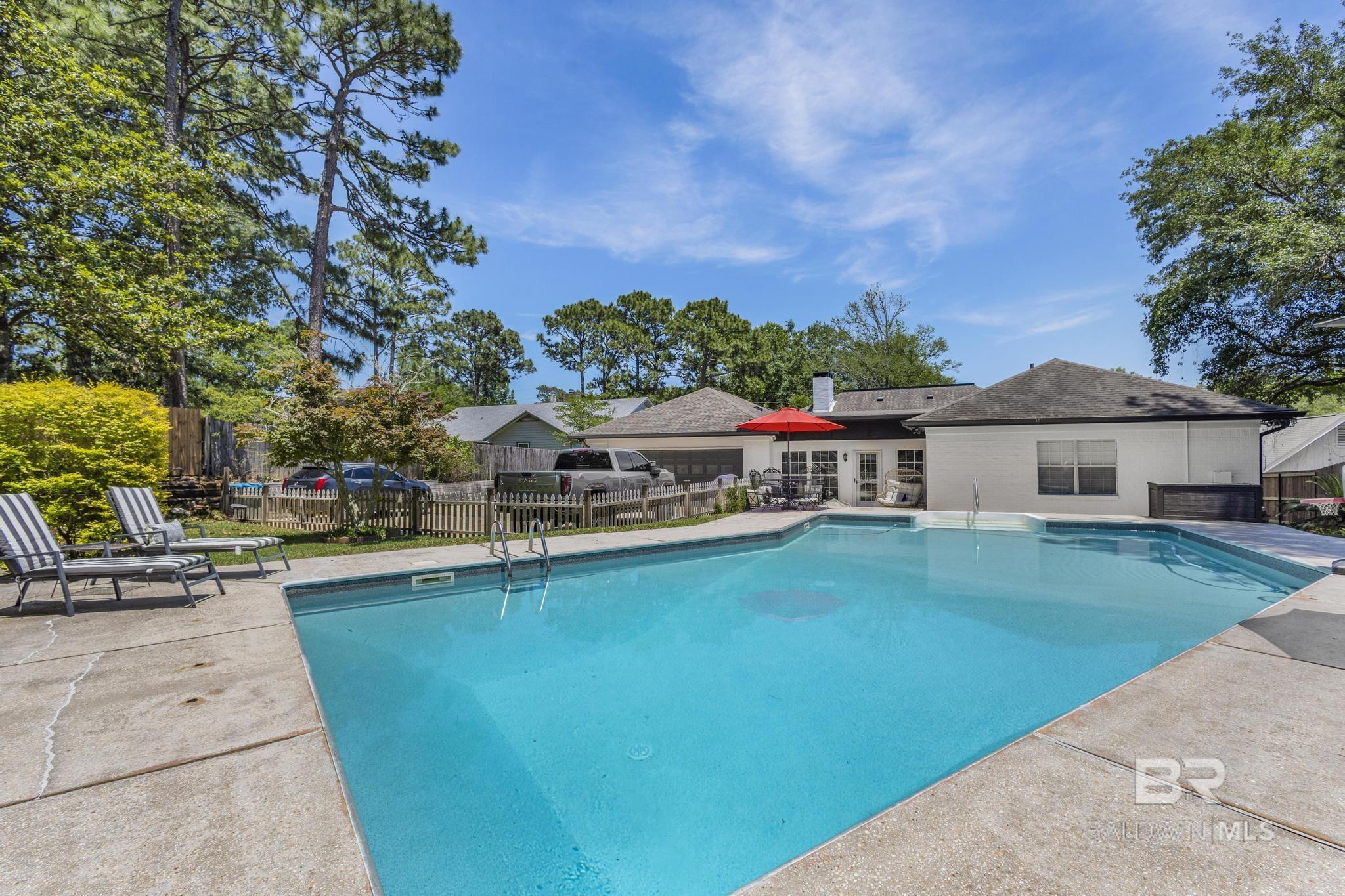 https://zimg.paragon.ice.com/ParagonImages/Property/PG/BCAR/396672/58/0/0/abc12985c26989f3508c98956e900b2b/7/03a1ab45832fe87e552b5f5c6b236a04/396672-0dd318cd-2023-48e2-b6d9-a65308f8017a.JPG