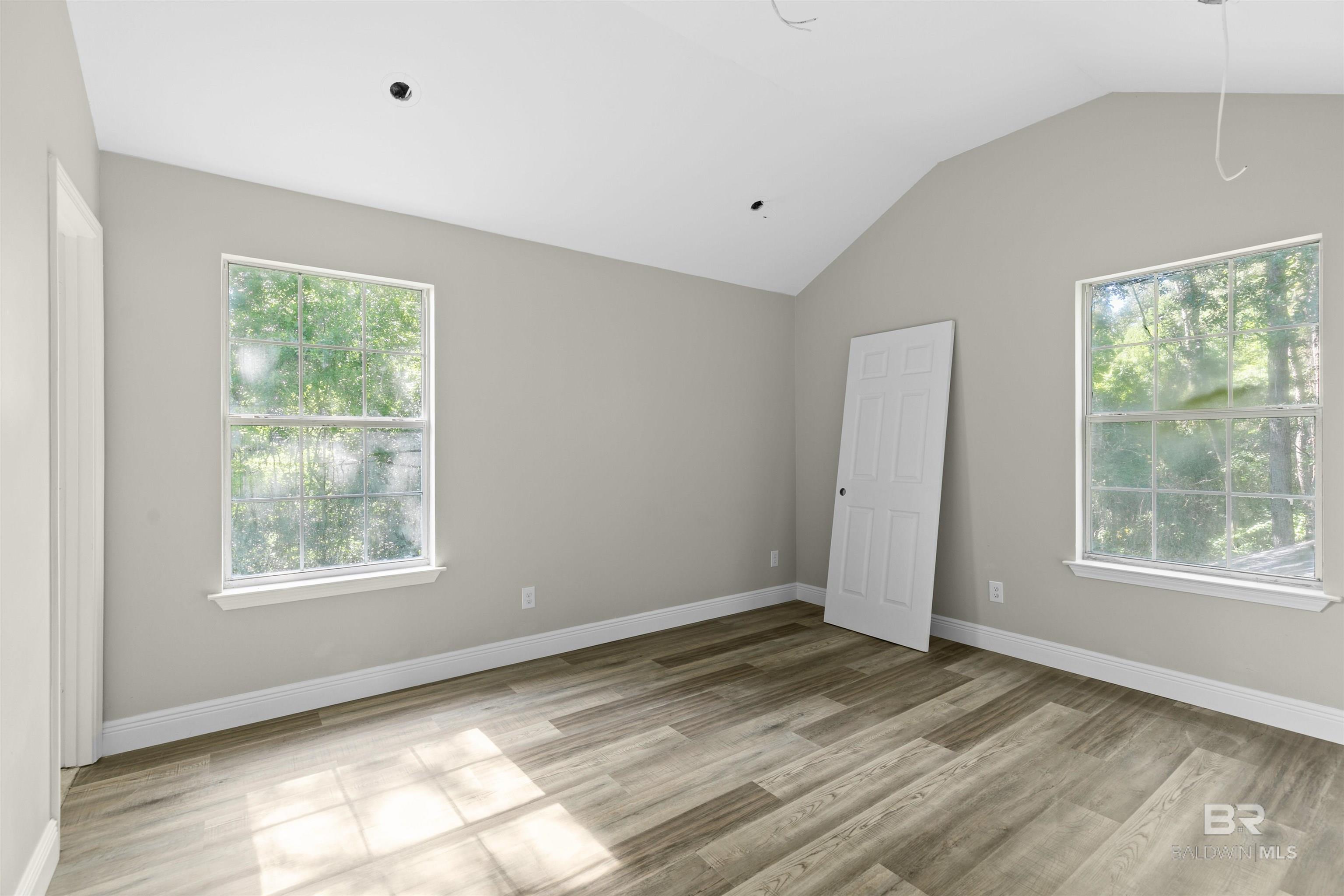 https://zimg.paragon.ice.com/ParagonImages/Property/PG/BCAR/396684/22/0/0/4654ec6f0f7d6d8904a6c095ab4e954a/7/ca4537632a8fc8ba38f301928efc088b/396684-20a66bde-8869-4187-889b-b45ad0a9de57.JPG