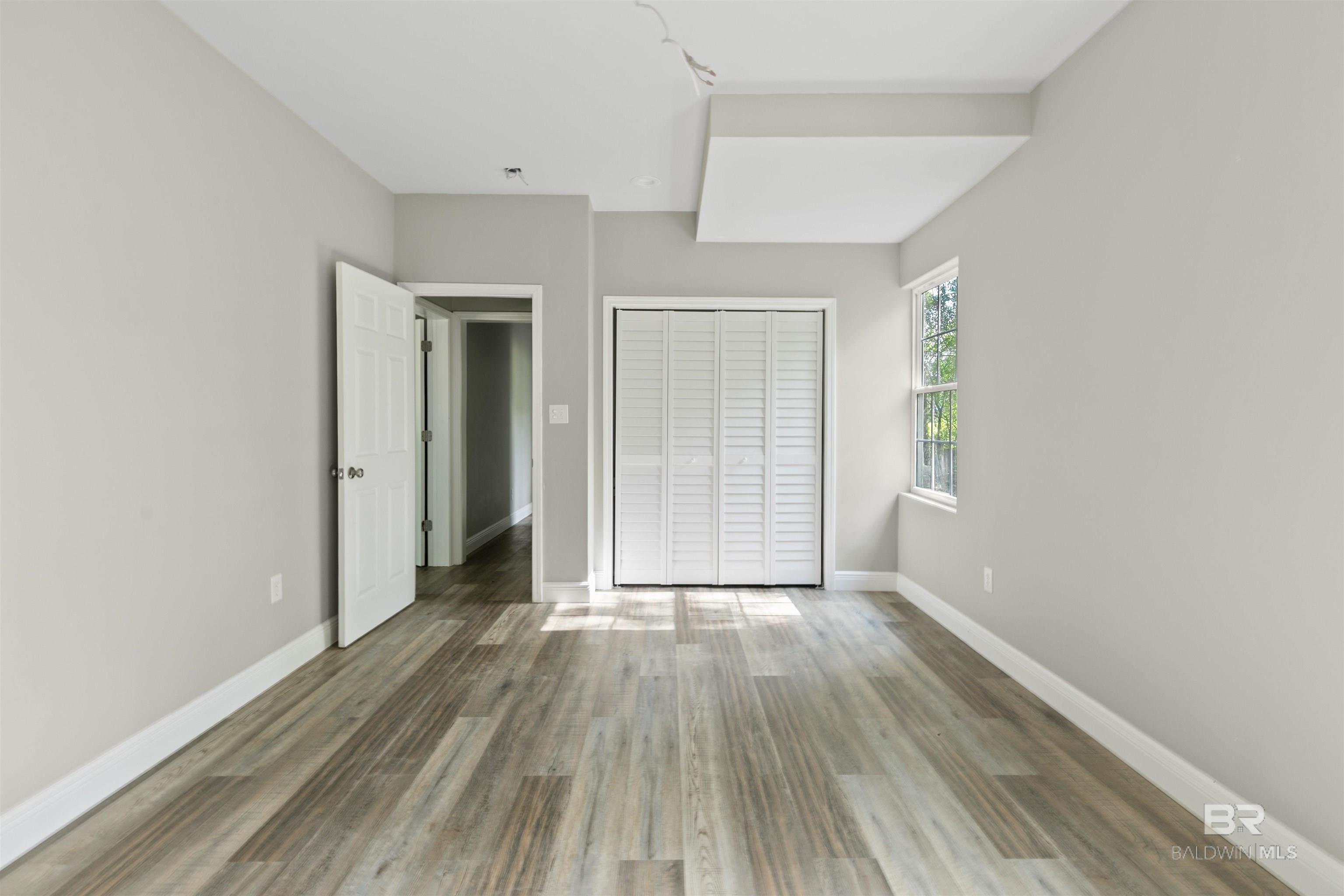 https://zimg.paragon.ice.com/ParagonImages/Property/PG/BCAR/396684/48/0/0/ca9e3541cf0a290d4ad782f174878977/7/ca4537632a8fc8ba38f301928efc088b/396684-66f5192d-294a-4c44-b2df-f1971023f465.JPG