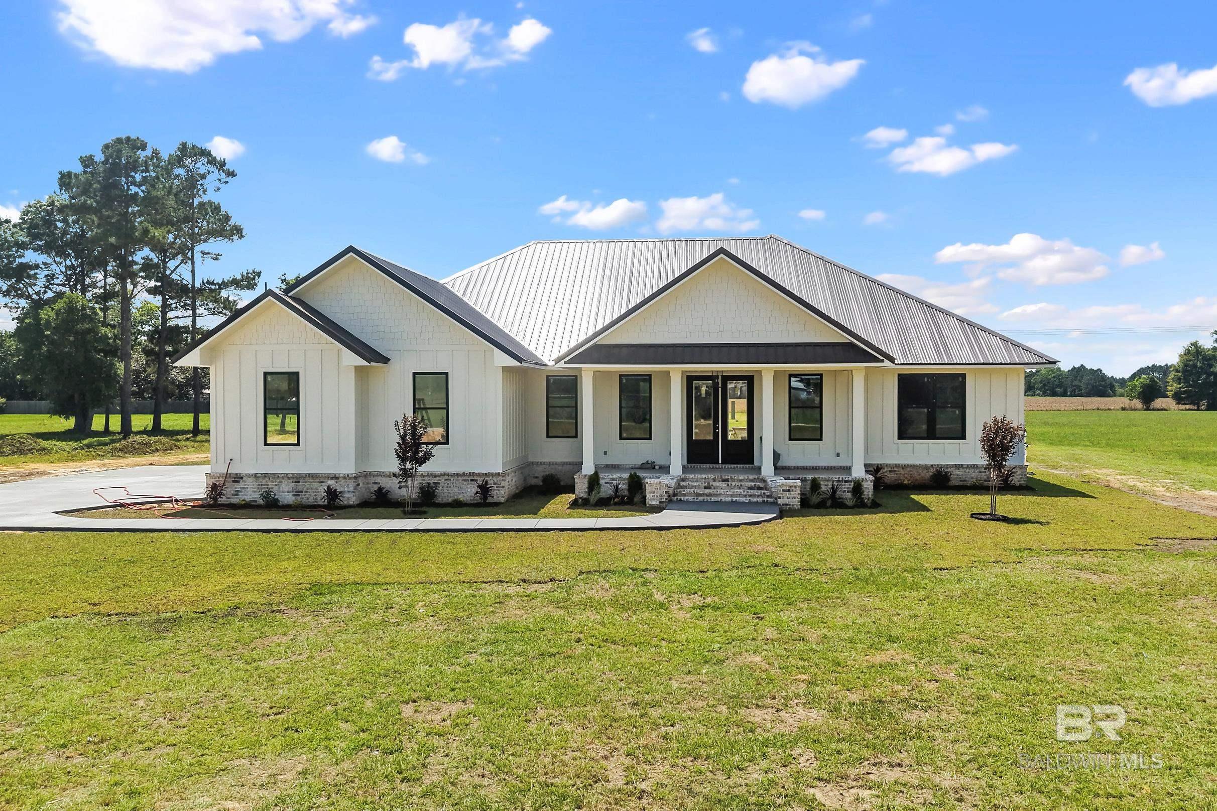 https://zimg.paragon.ice.com/ParagonImages/Property/PG/BCAR/396690/1/0/0/82b73bc7fab63c6d8e6e9129ba491087/7/07ba1dfbc3fe0fb85b84f73cd29229ec/396690-314f4961-d4d8-4128-8131-6b9784975309.JPG