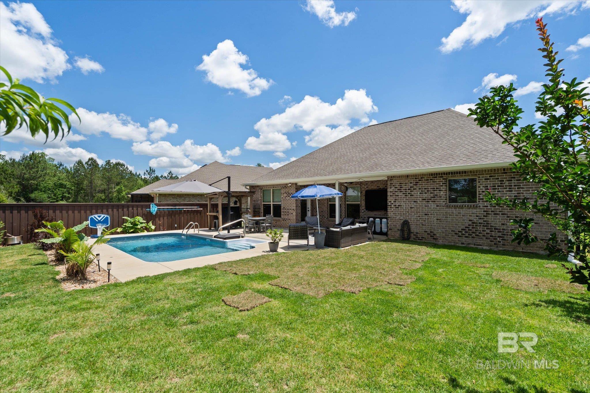 https://zimg.paragon.ice.com/ParagonImages/Property/PG/BCAR/396714/27/0/0/84fd21e6fd8d6bbfea921997a332ce4a/7/26d37e65a8a2d1772e9d48ae522d8f10/396714-f806ba0b-19fe-4632-a189-54f6fc5d1106.JPG