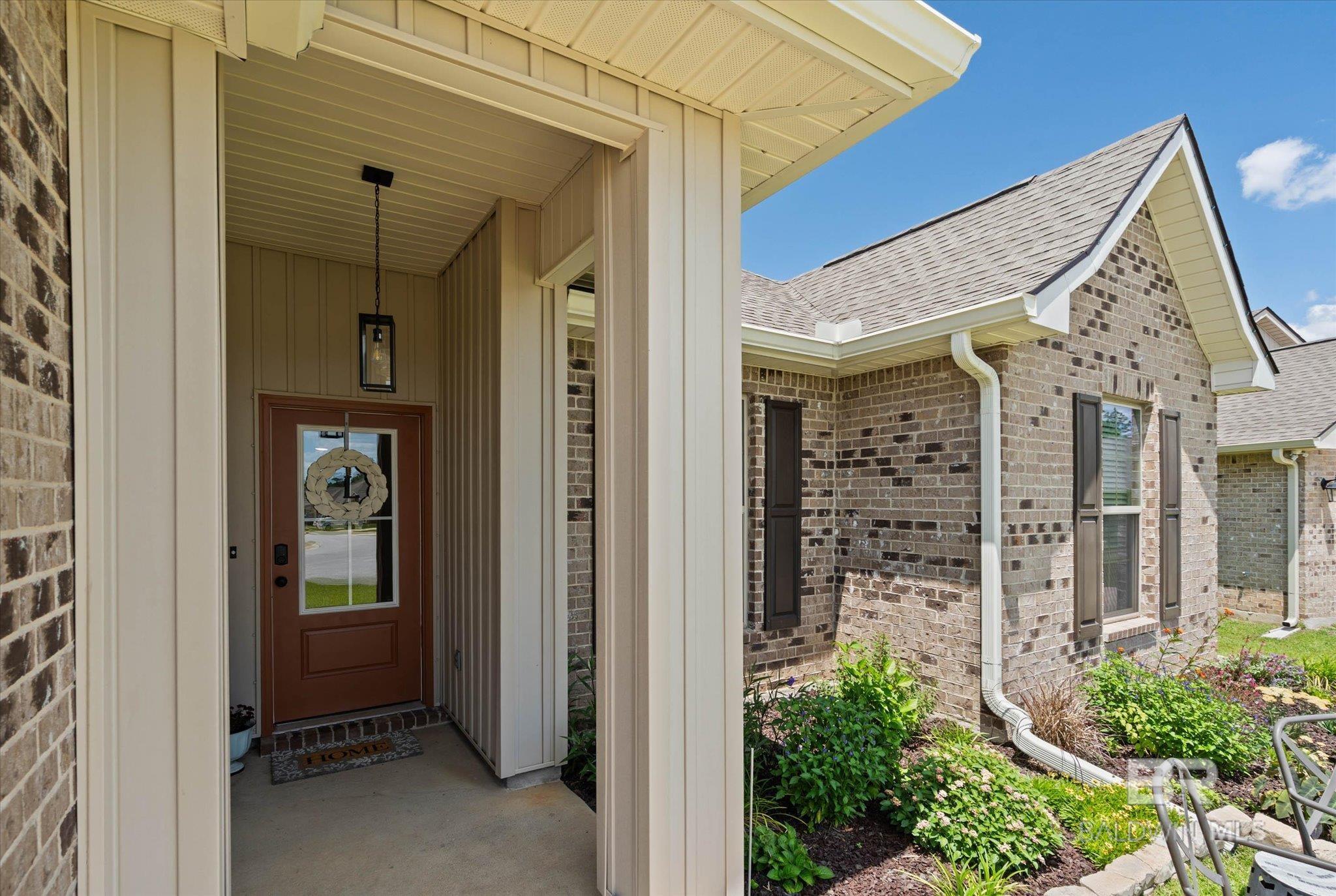 https://zimg.paragon.ice.com/ParagonImages/Property/PG/BCAR/396714/4/0/0/33e737e57e2b2e017c6b6a9b5917e09b/7/26d37e65a8a2d1772e9d48ae522d8f10/396714-ee52d007-12a9-4da7-a60a-09c8696630f2.JPG