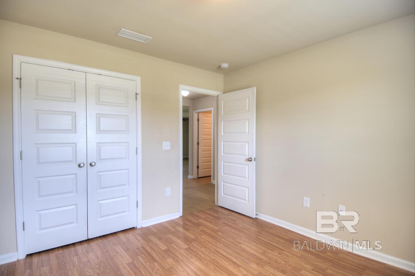 https://zimg.paragon.ice.com/ParagonImages/Property/PG/BCAR/396728/20/0/0/c067e3d20ad5a93f10f0ccc247795517/7/1a8011434846370678e5ec04b9980543/396728-1cd55d1d-cb26-43cc-a79b-3564b12ca33e.JPG