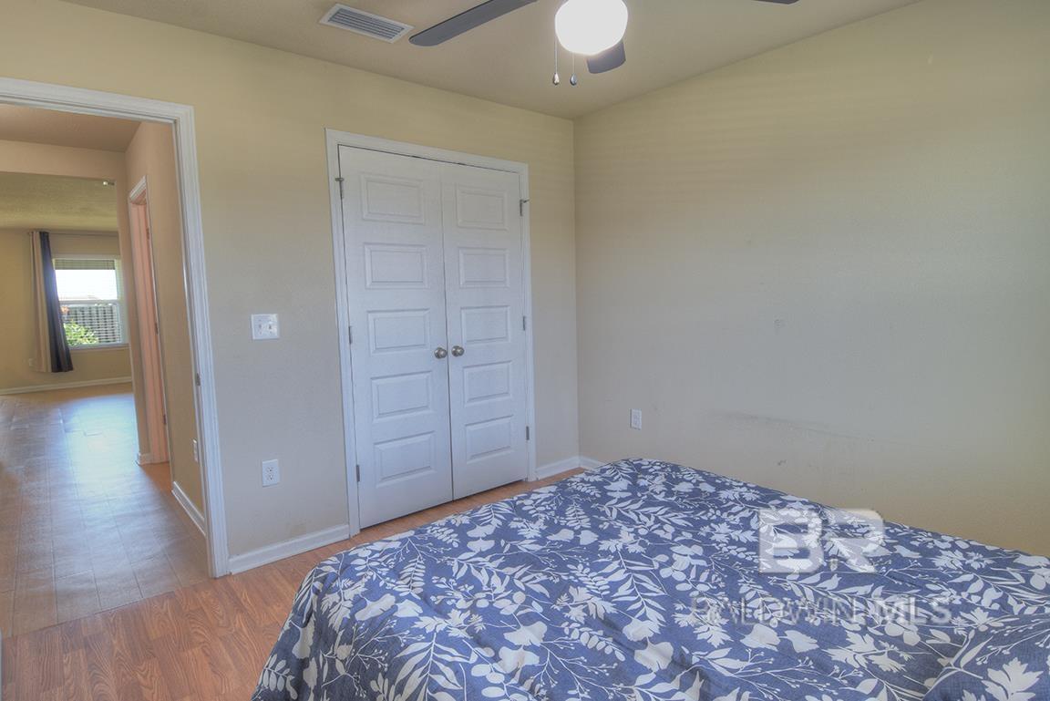 https://zimg.paragon.ice.com/ParagonImages/Property/PG/BCAR/396728/22/0/0/6912eb40e53a43fd14f294a59808ada3/7/1a8011434846370678e5ec04b9980543/396728-8beea8b7-7d32-4e2a-82d1-2bd52225ef87.JPG